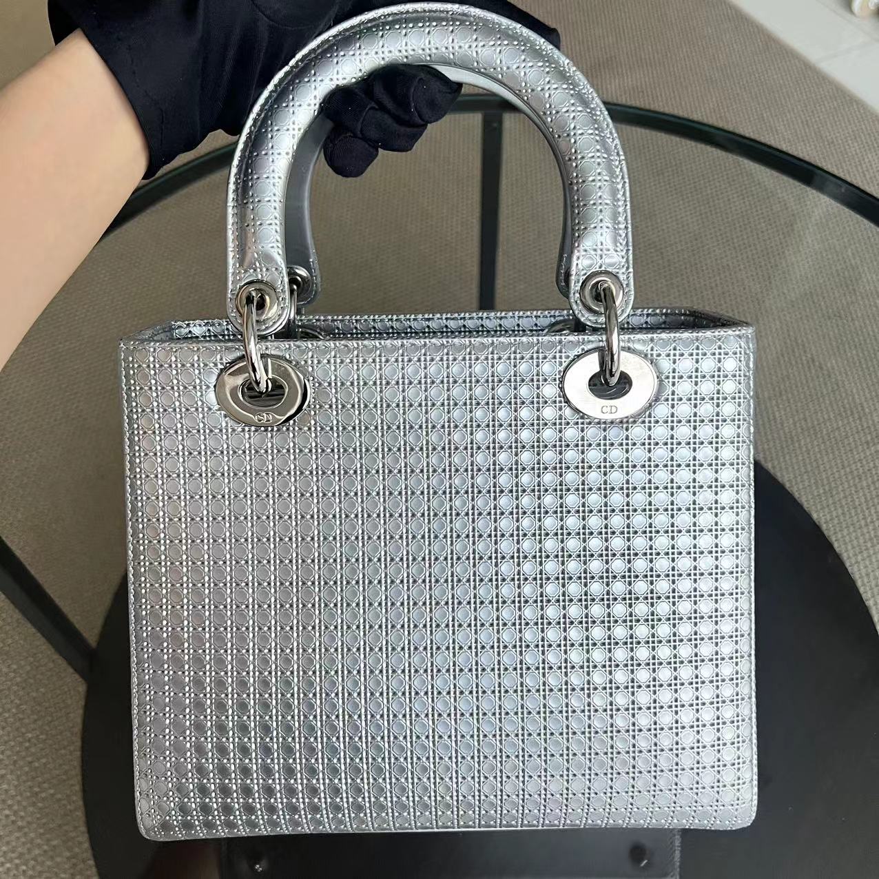 Dior Lady Medium - Metallic Micro-cannage Silver Hardware