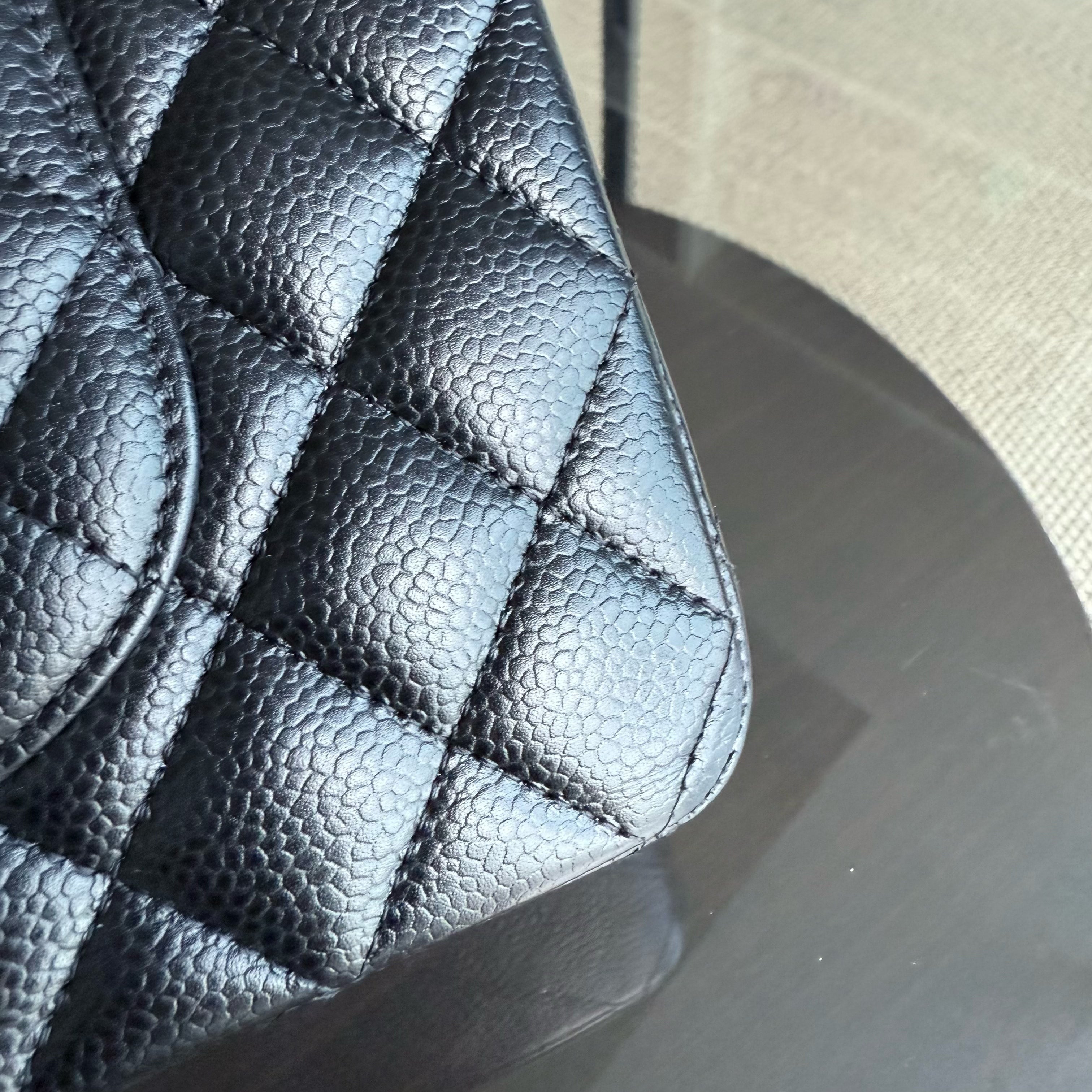 Chanel Classic Flap Medium - Caviar 25CM Quilted Black Silver Hardware Series 18