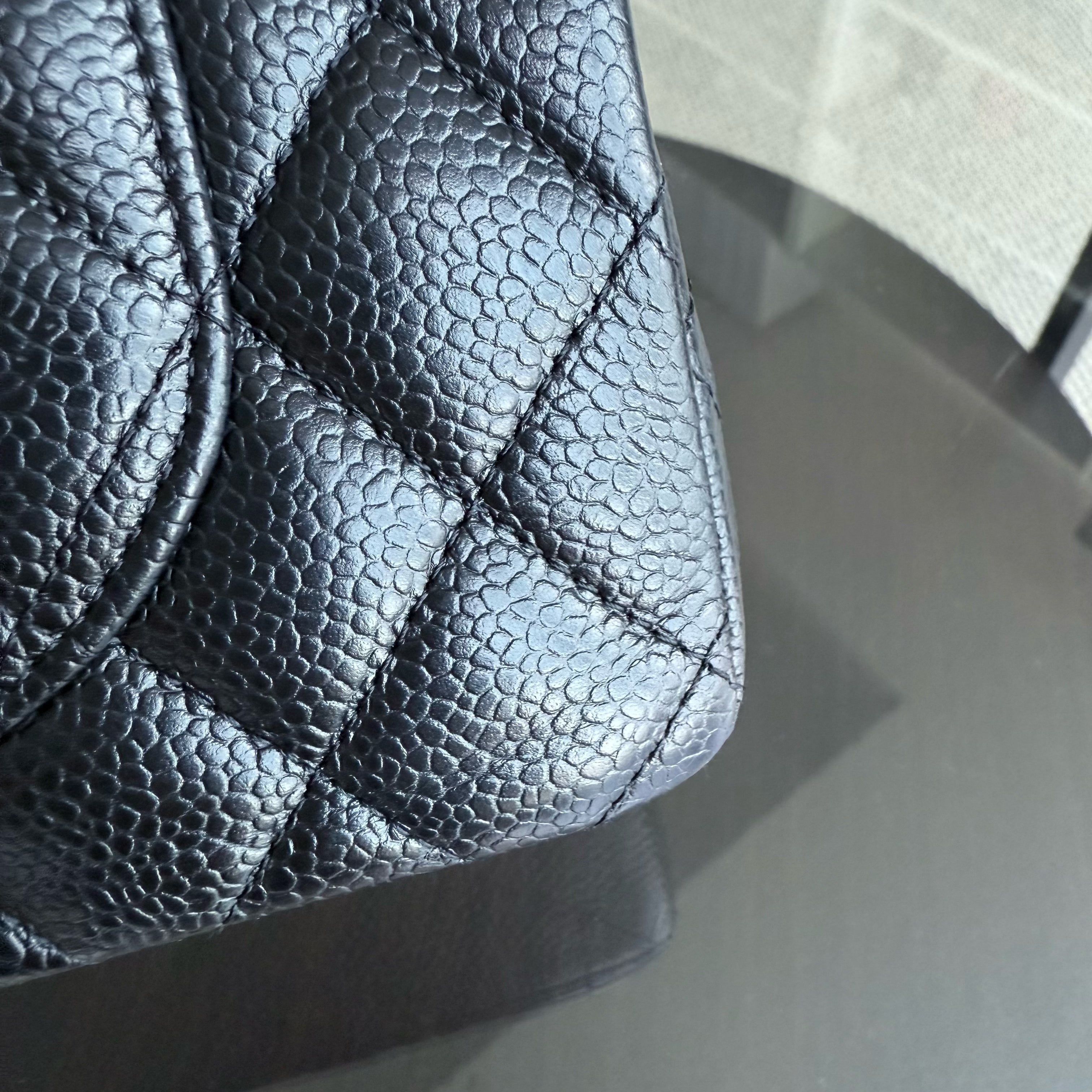 Chanel Classic Flap Small - Caviar 23CM Quilted Grained Calfskin Black Gold Hardware Series 27