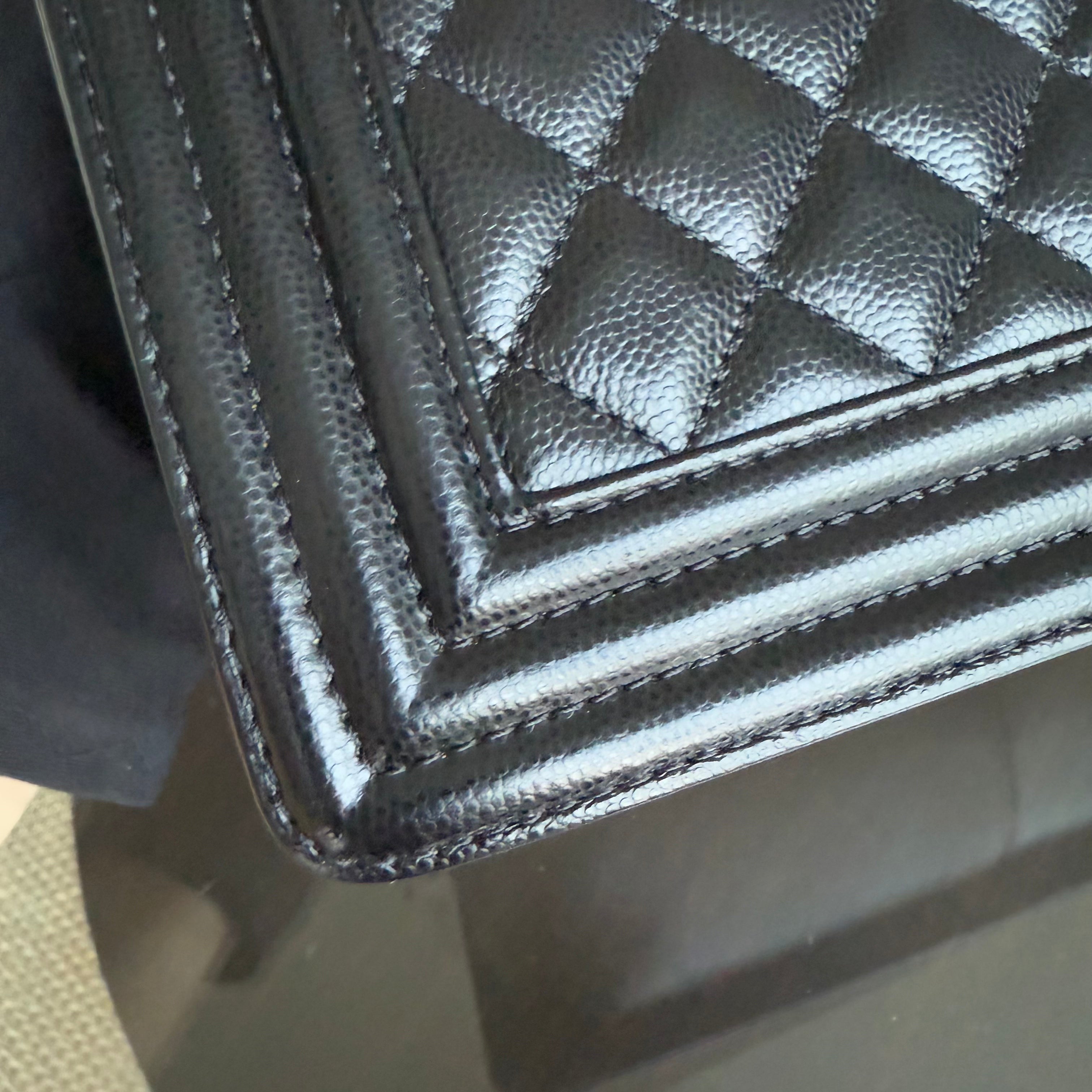 Chanel Boy Medium - Caivar 25CM Quilted Black Ruthenium Silver Hardware