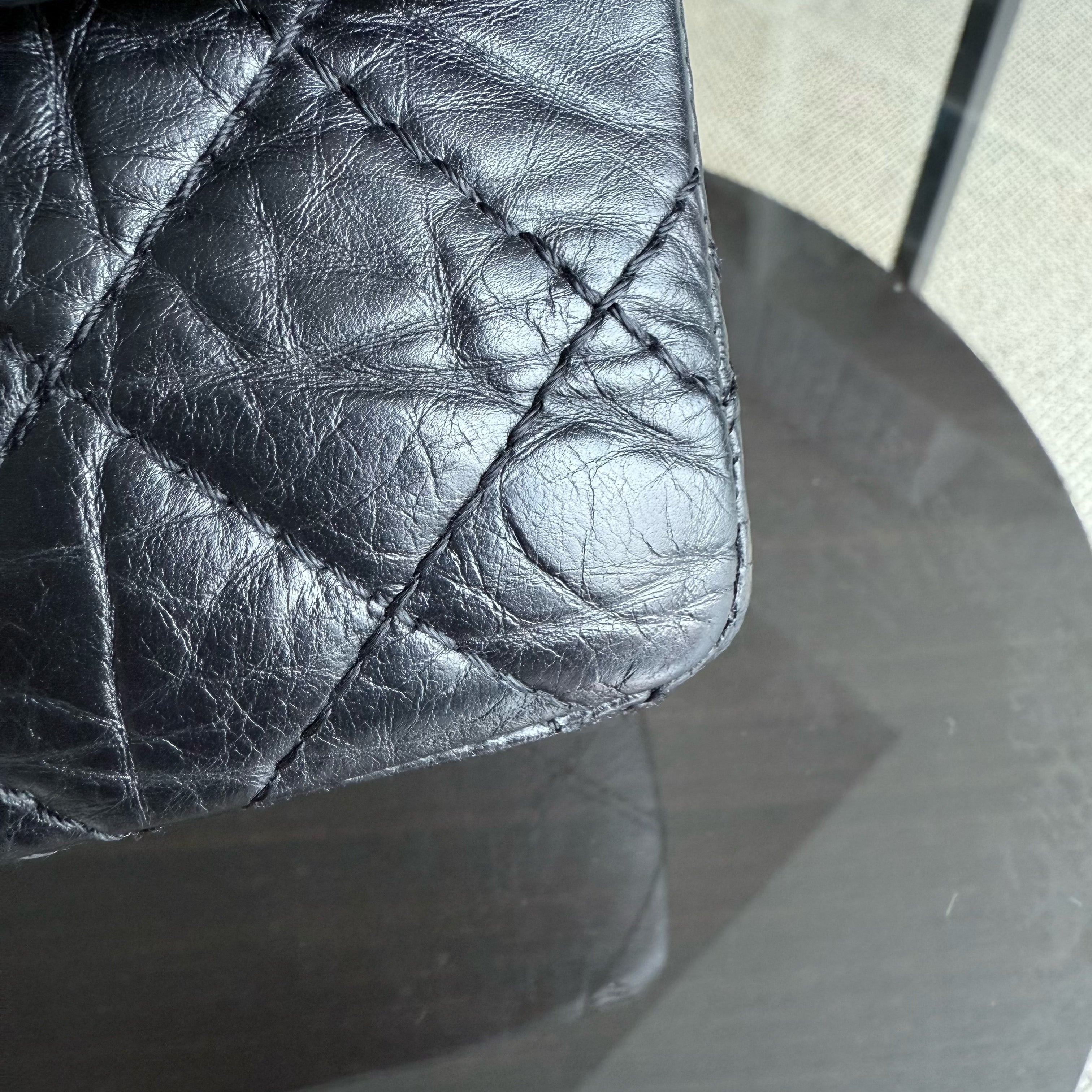 Chanel 2.55 Reissue 226 - Quilted Aged Calfskin 28CM Black Ruthenium Silver Hardware Series 13