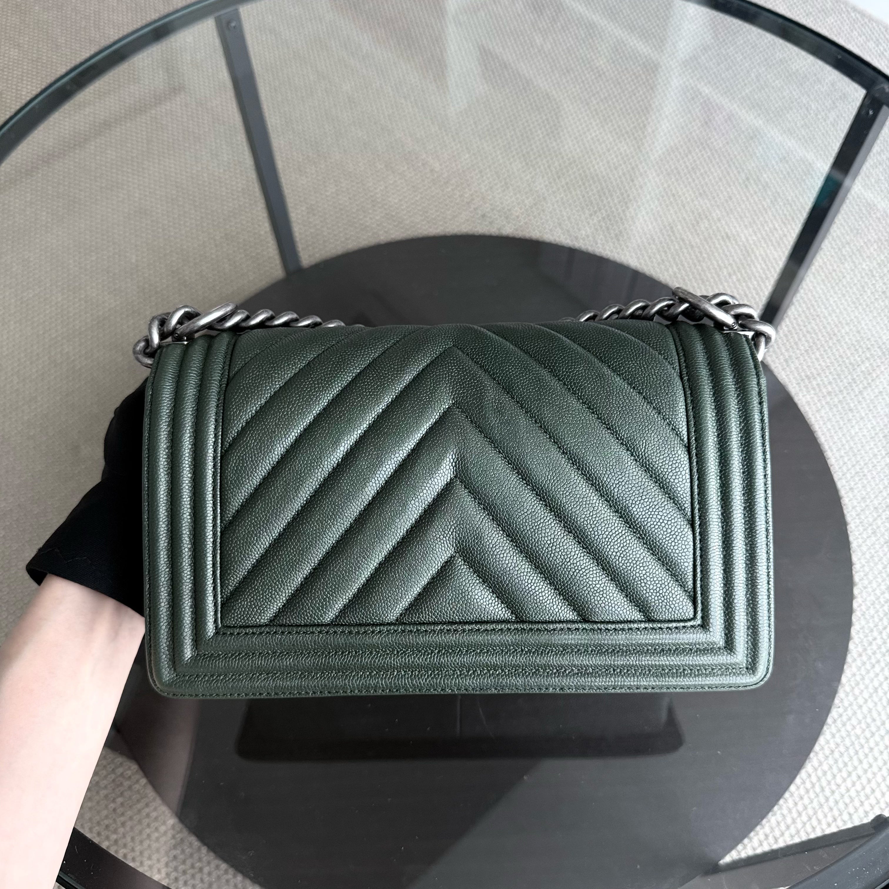 Chanel Boy Medium - Caviar 25CM Chevron Dark Green Ruthenium Silver Hardware Series 26