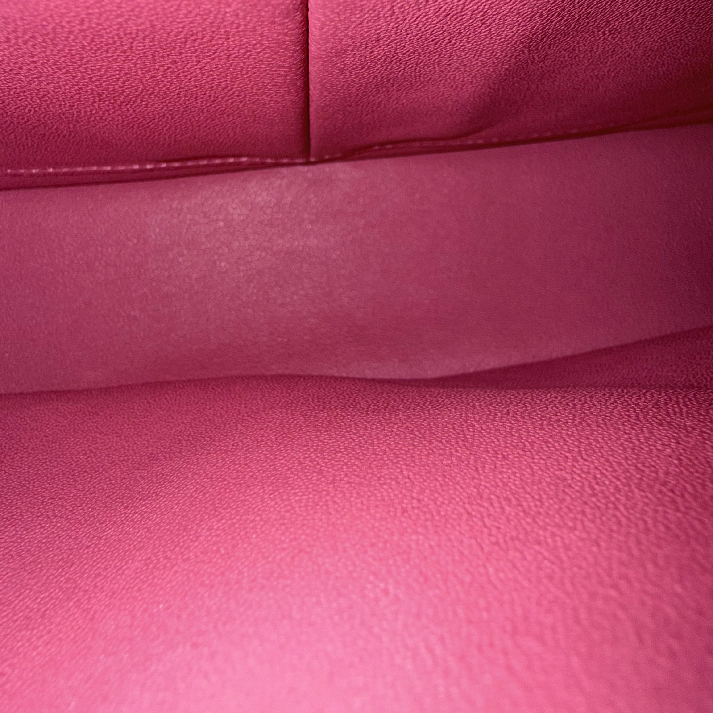 Chanel Classic Flap Small - Caviar 23CM Quilted Grained Calfskin Pink Gold Hardware Series 28