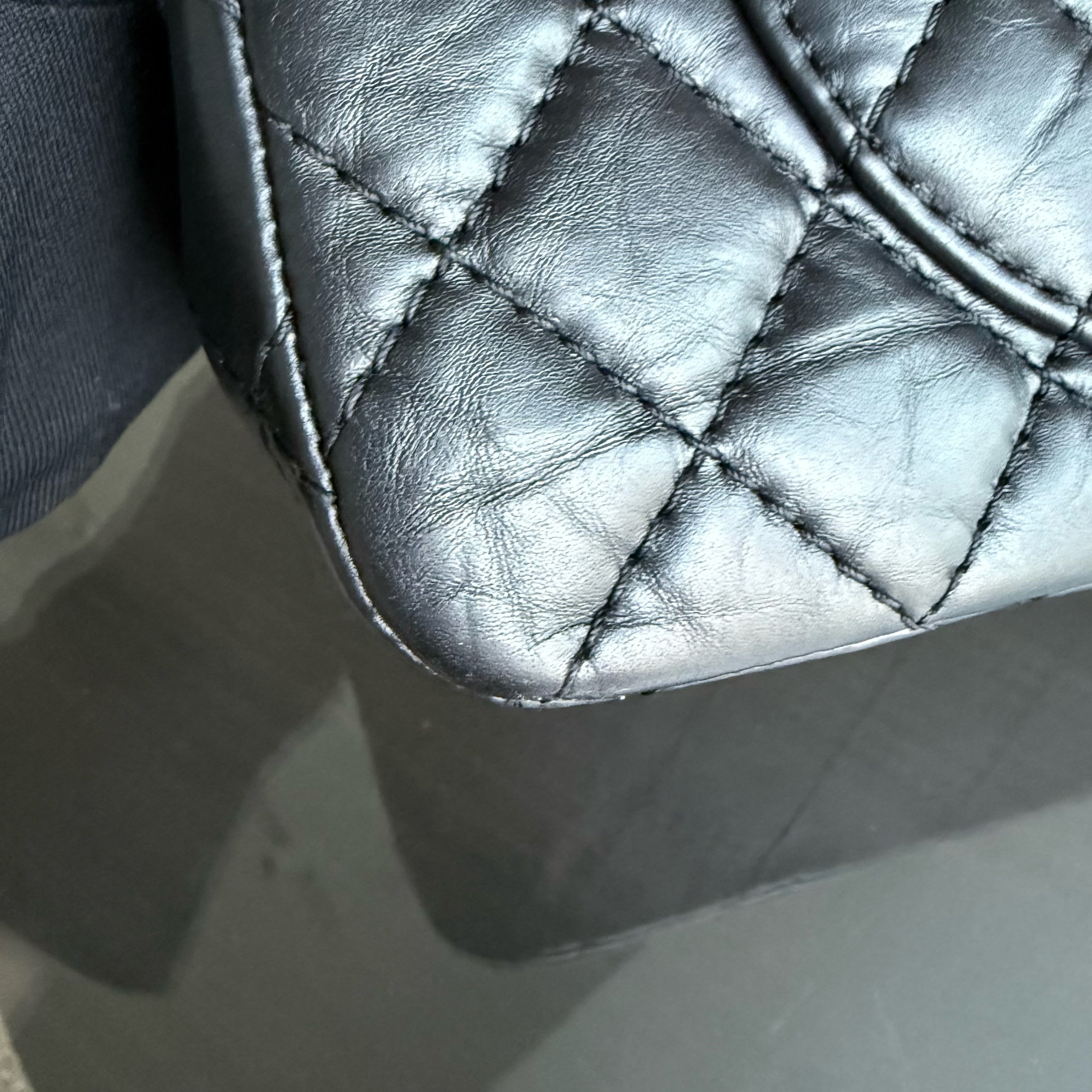 Chanel 2.55 Reissue 225 - 24CM Quilted Aged Calfskin Black Gold Hardware Series 12