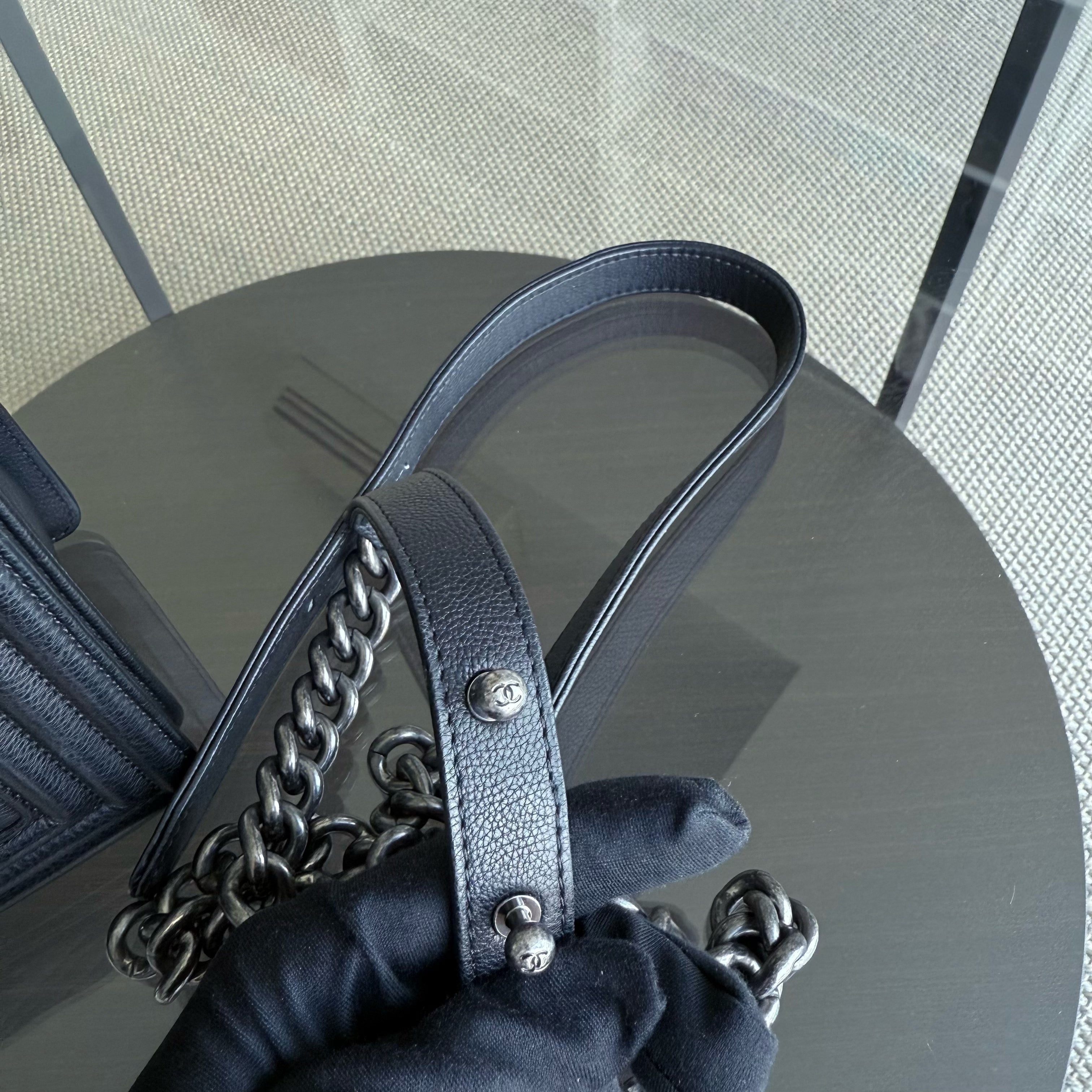 Chanel Boy Medium - Grained Calfskin 25CM Quilted Black Ruthenium Silver Hardware Series 23