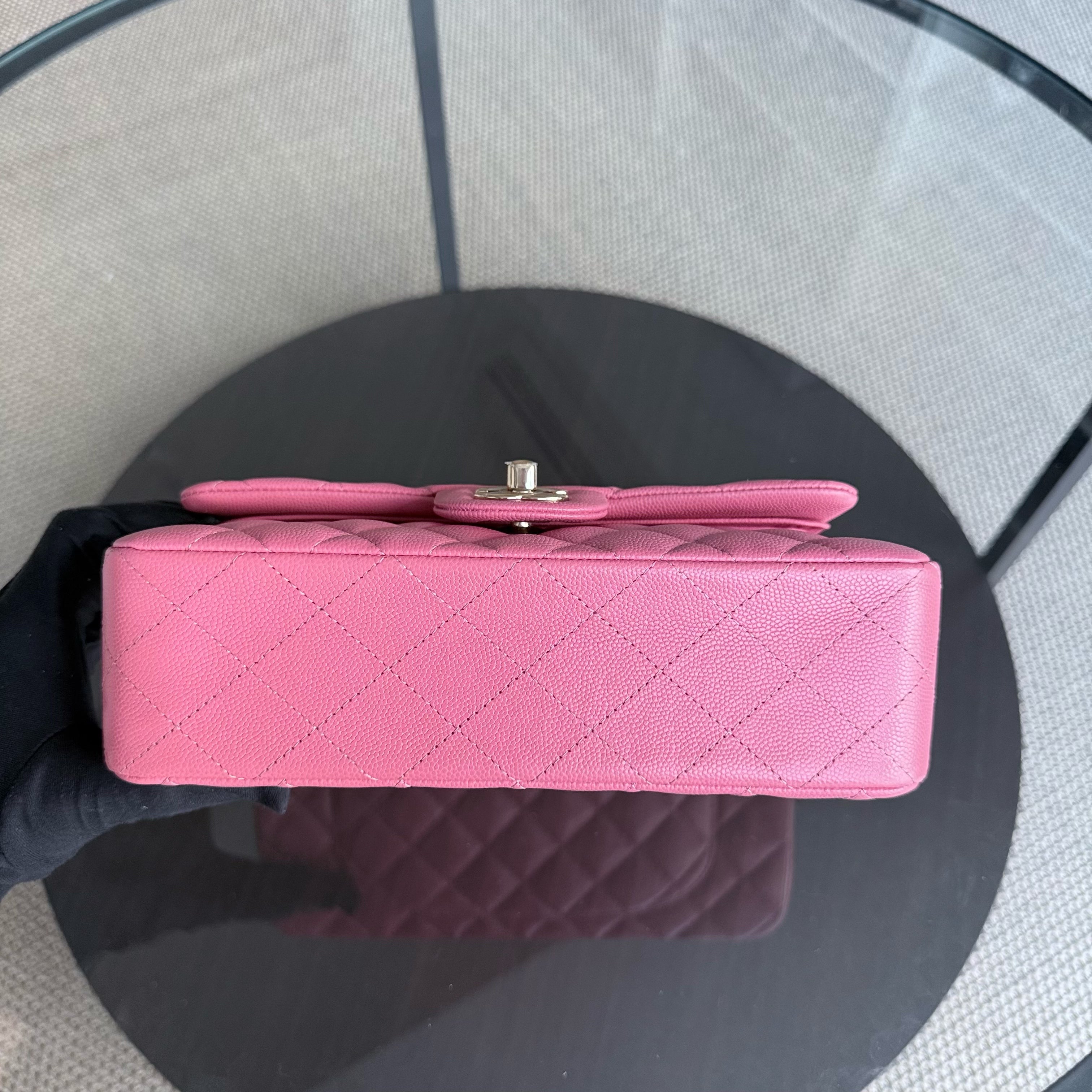 Chanel Classic Flap Small - Caviar 23CM Quilted Grained Calfskin Pink Gold Hardware Series 28