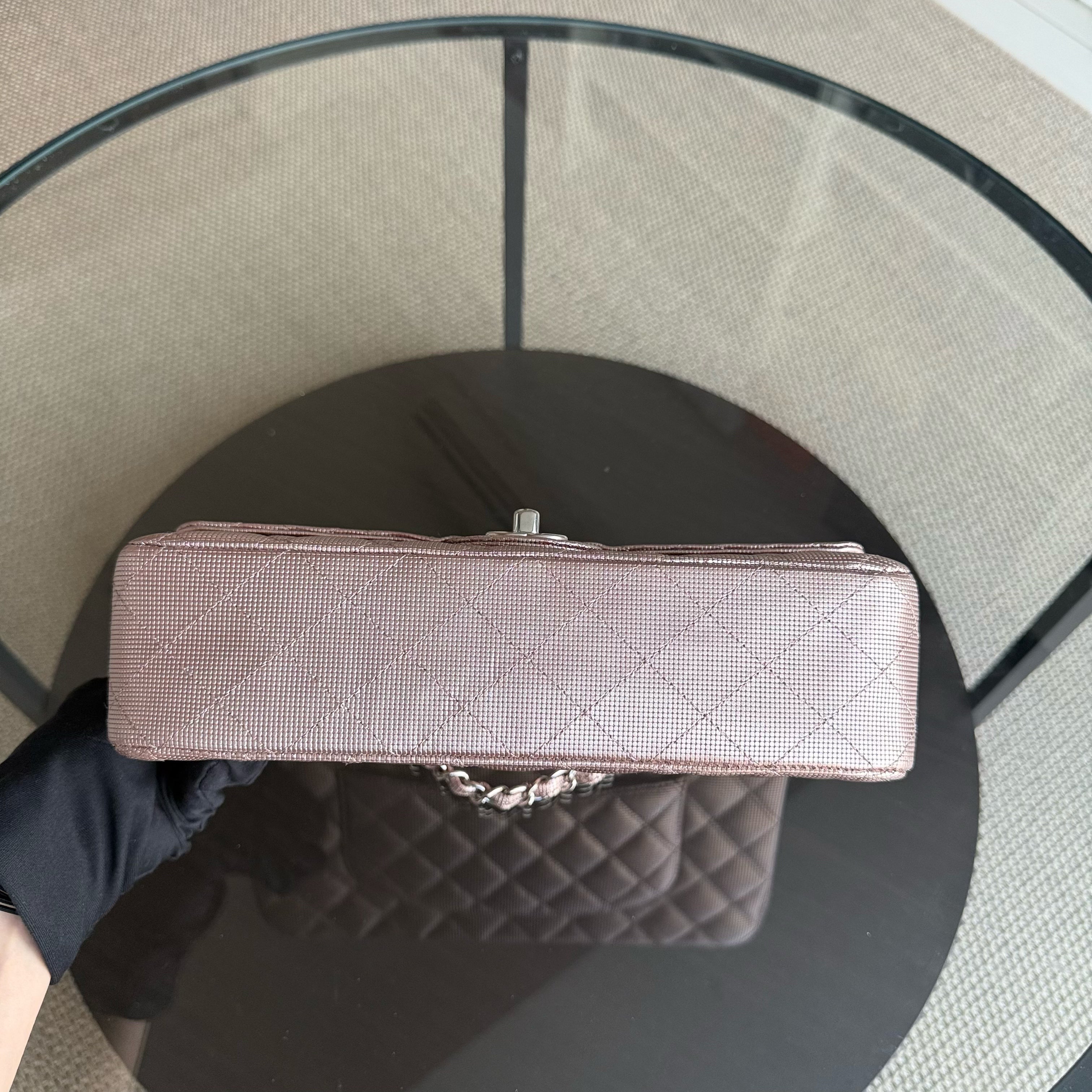 Chanel Classic Flap Medium - Pixelated Calfskin Metallic Pink Silver Hardware Series 21