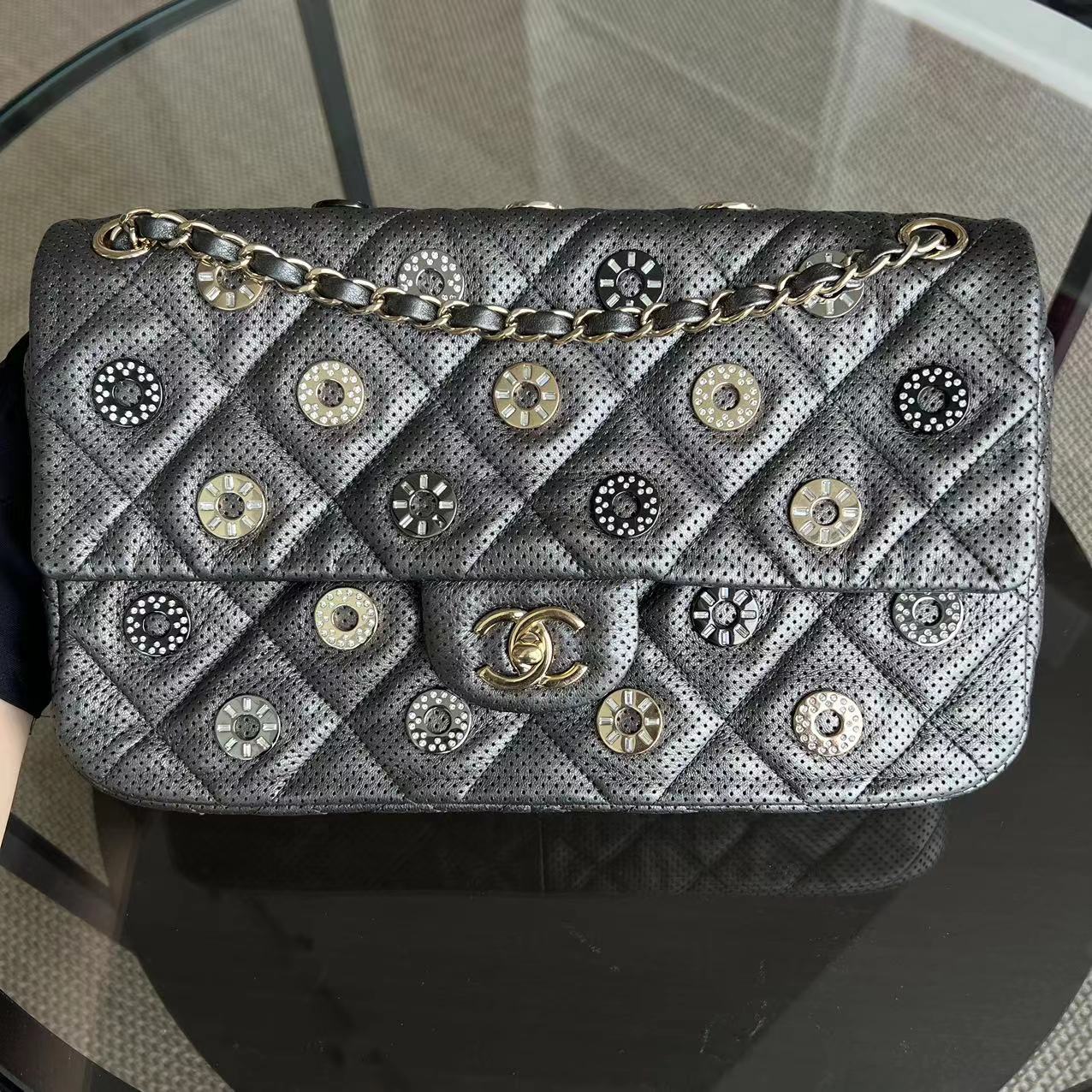 Chanel 2015 Cruise Paris-Dubai Seasonal Flap Perforated Metallic Grey Golden Hardware Series 20 - Luxury Evermore