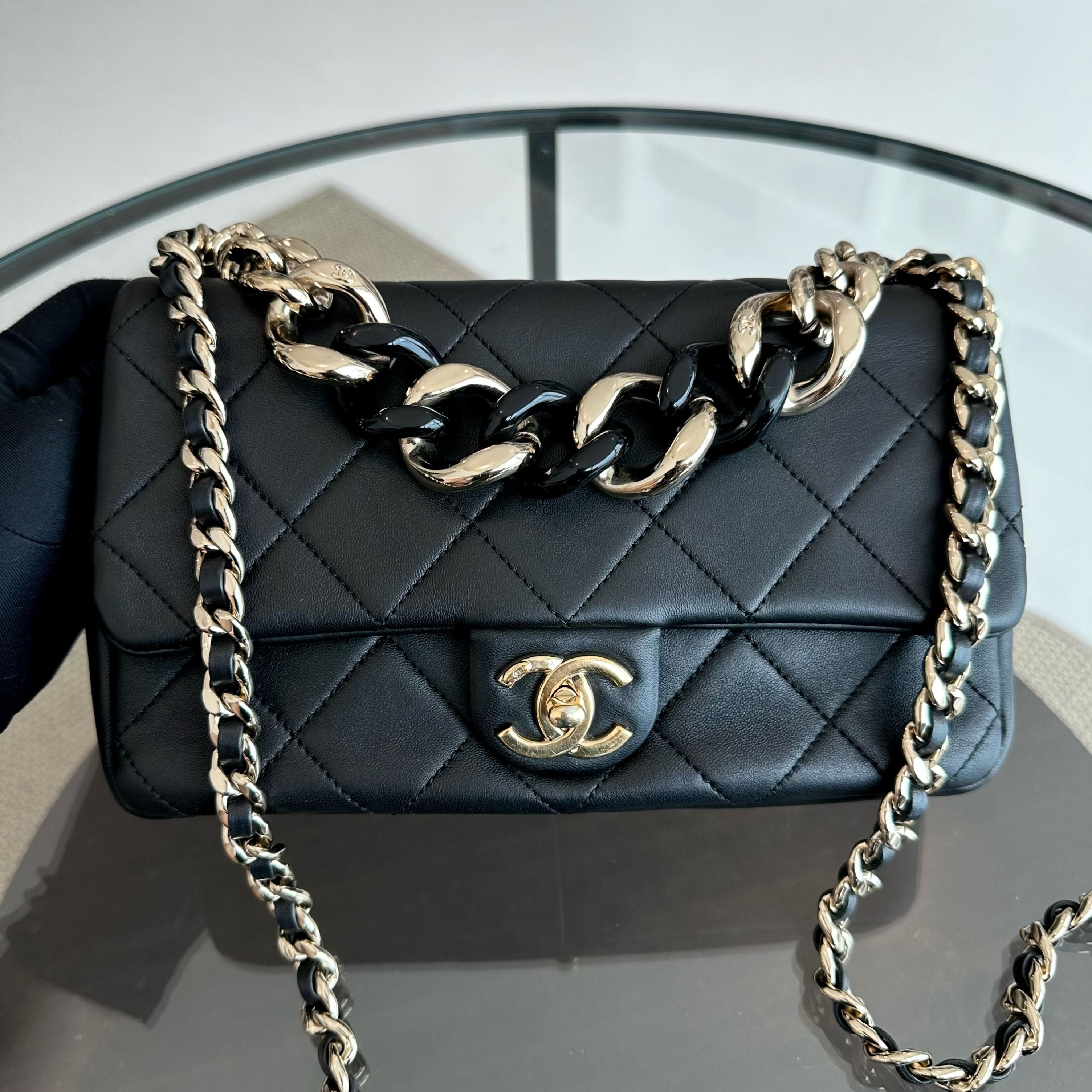 Chanel 2020 Elegant Resin Chain Classic Flap Quilted Lambskin Black GHW No 29 - Luxury Evermore