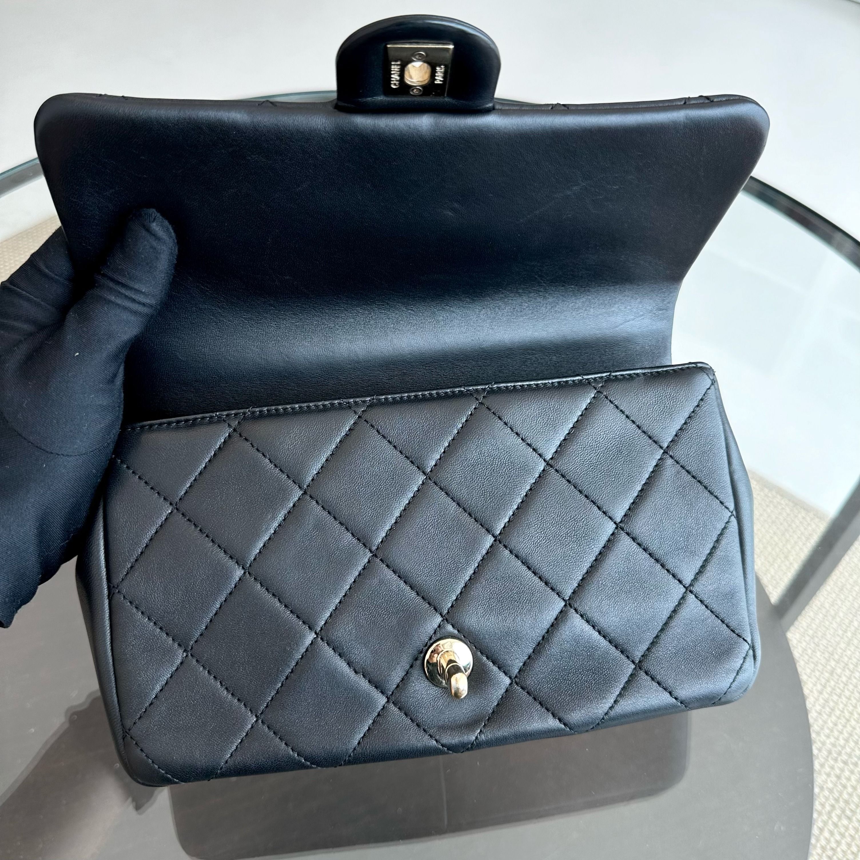 Chanel 2020 Elegant Resin Chain Classic Flap Quilted Lambskin Black GHW No 29 - Luxury Evermore