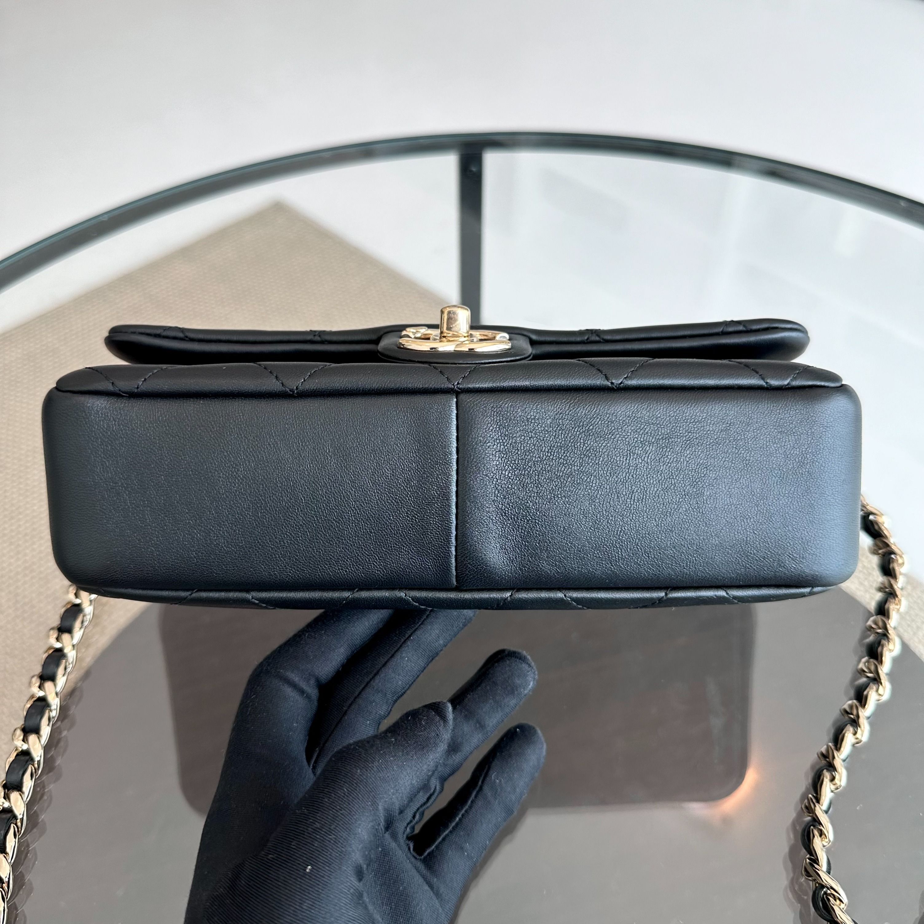 Chanel 2020 Elegant Resin Chain Classic Flap Quilted Lambskin Black GHW No 29 - Luxury Evermore