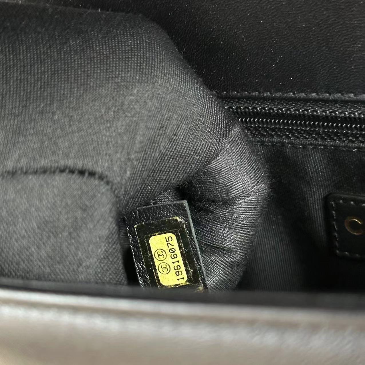 Chanel Boy Large 30CM Quilted Lambskin Leboy Black GHW No 19 - Luxury Evermore