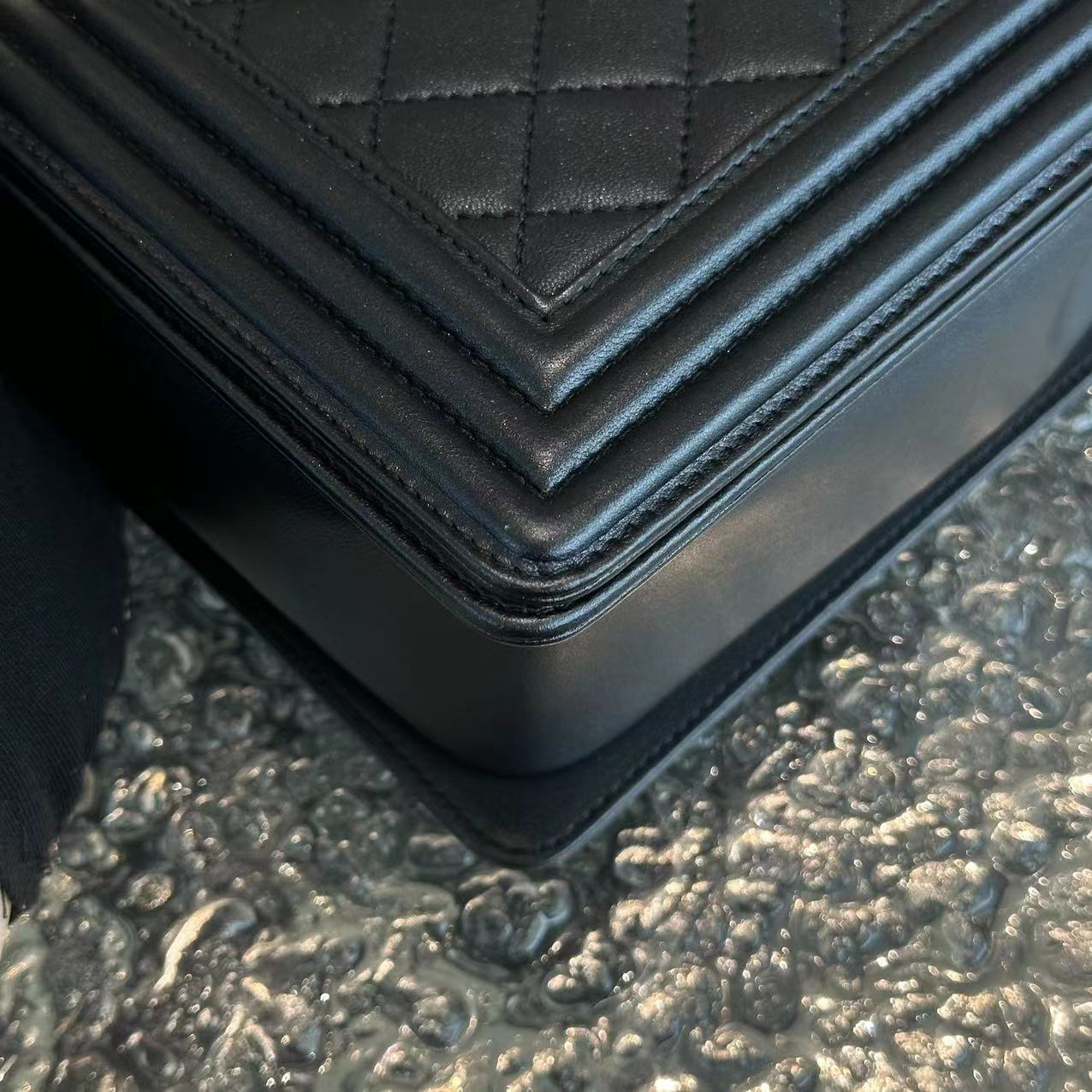 Chanel Boy Large 30CM Quilted Lambskin Leboy Black GHW No 19 - Luxury Evermore