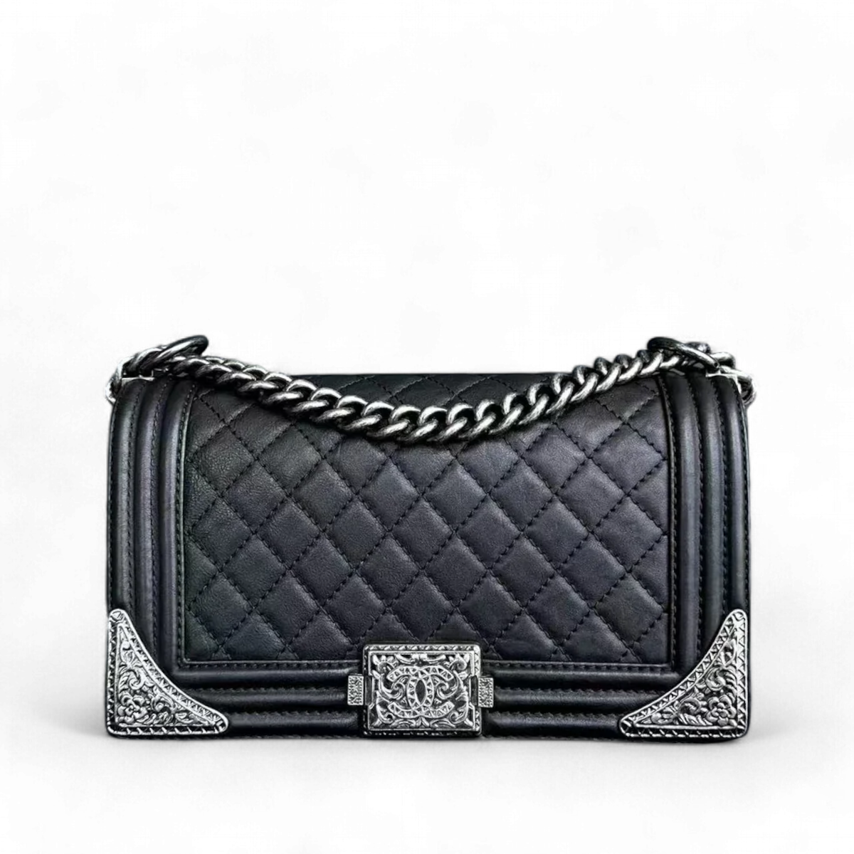 Chanel Boy Medium - 25CM Paris-Dallas Metal Edge Grained Calfskin Blac