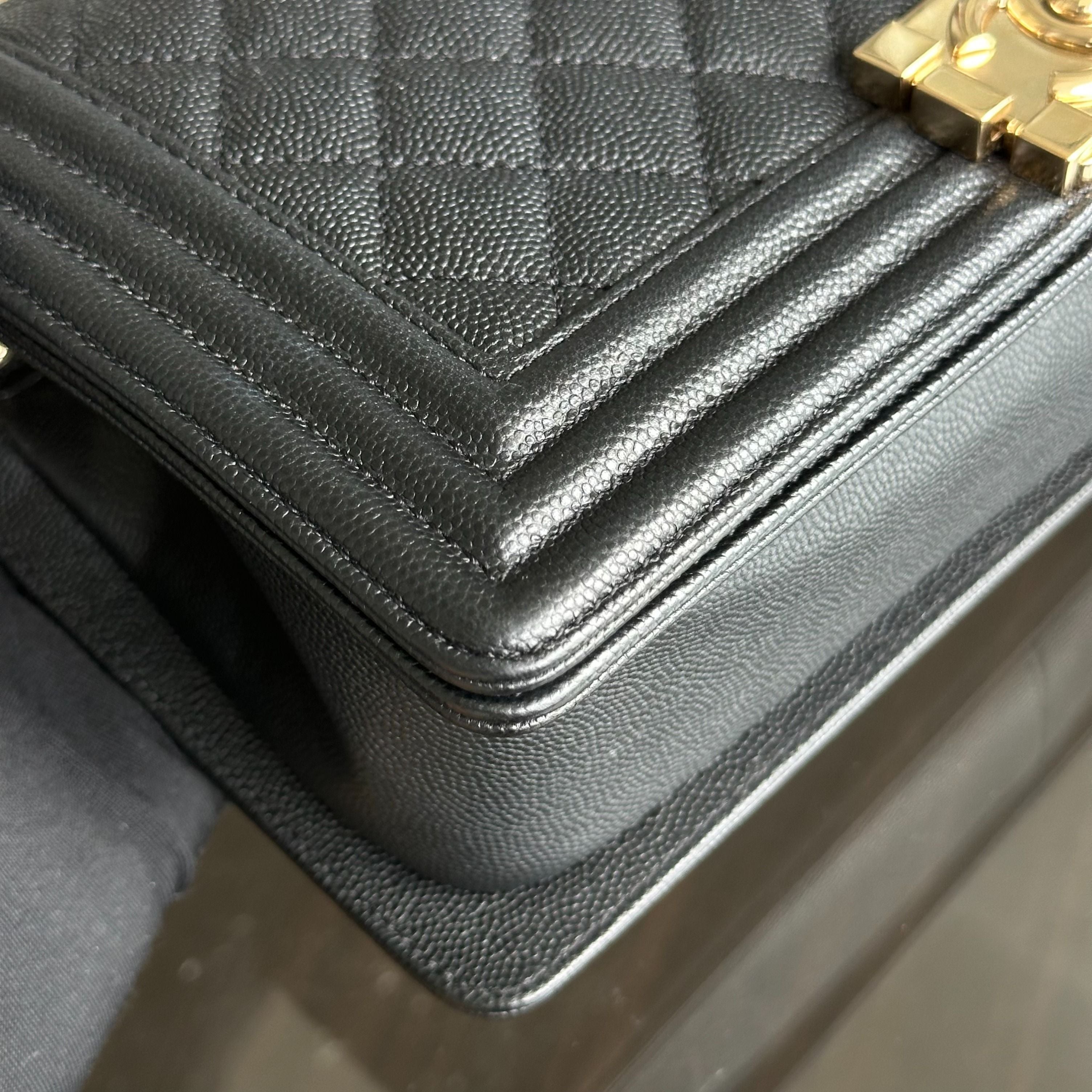 Chanel Caviar Boy Old Medium 25CM Quilted Calfskin Leboy Black GHW No 23 - Luxury Evermore