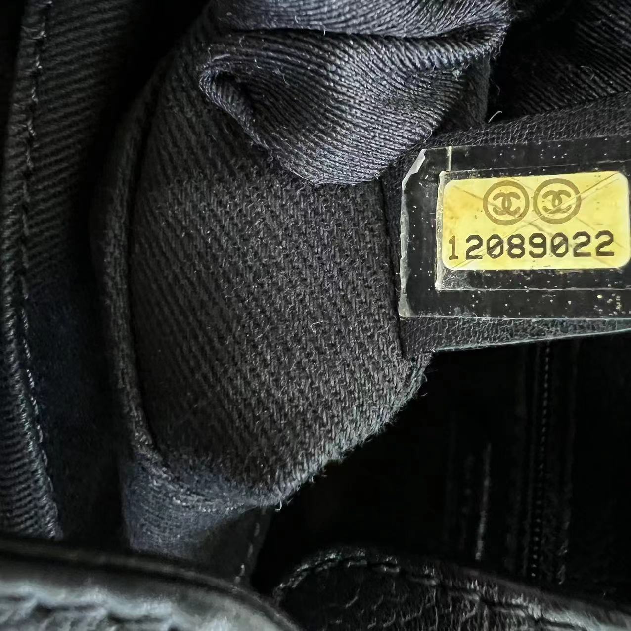 Chanel Caviar PST Petite Shopping Tote Quilted Calfskin Black Silver Hardware Series 12 - Luxury Evermore