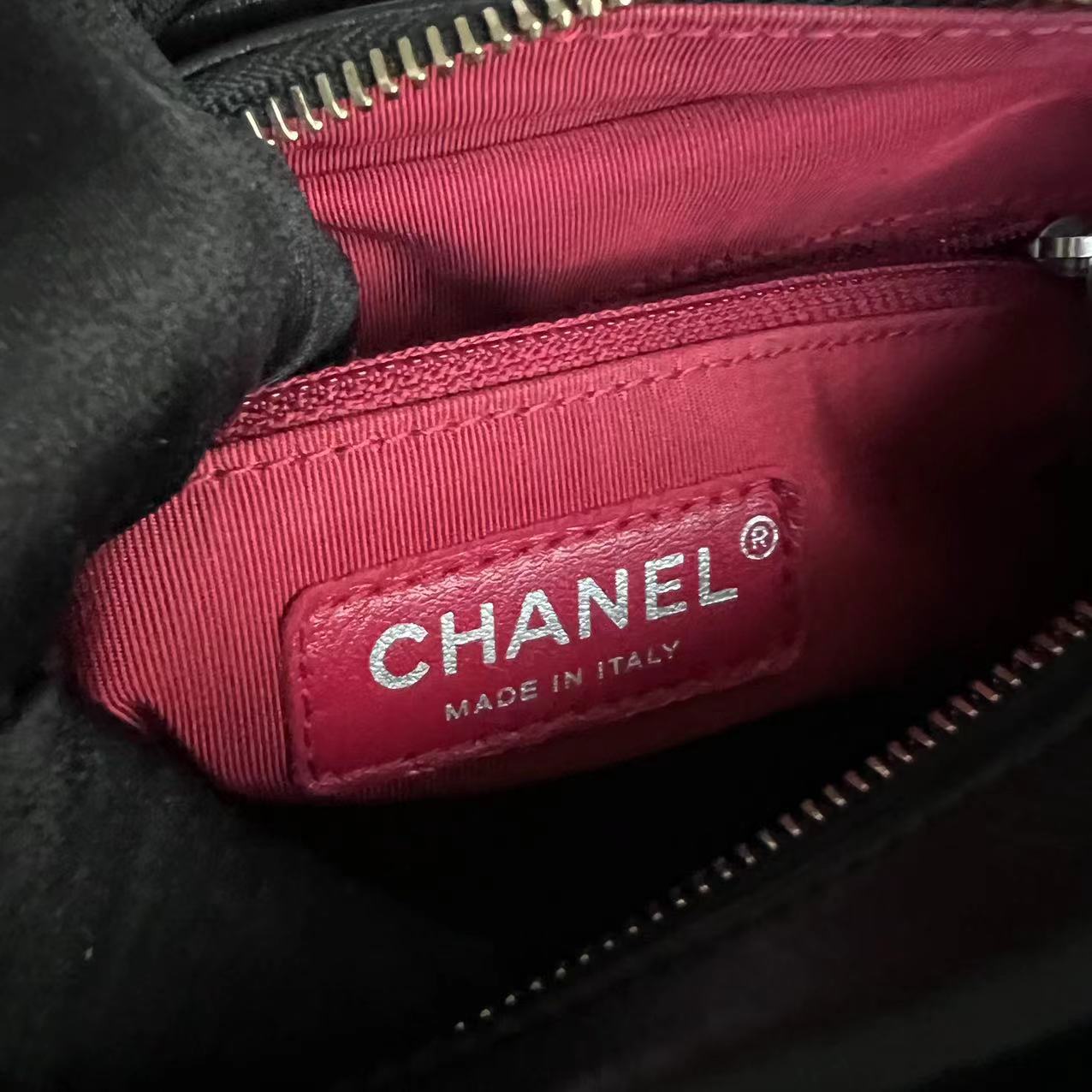 Chanel Gabrielle Small Hobo Chevron Calfskin Black GHW No 26 - Luxury Evermore