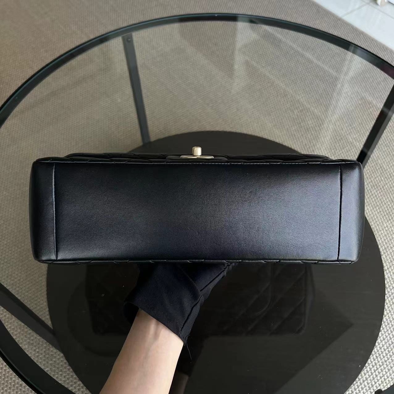 Chanel Mademoiselle Chic Seasonal Flap Jumbo 30CM Quilted Lambskin Black GHW No 21 - Luxury Evermore