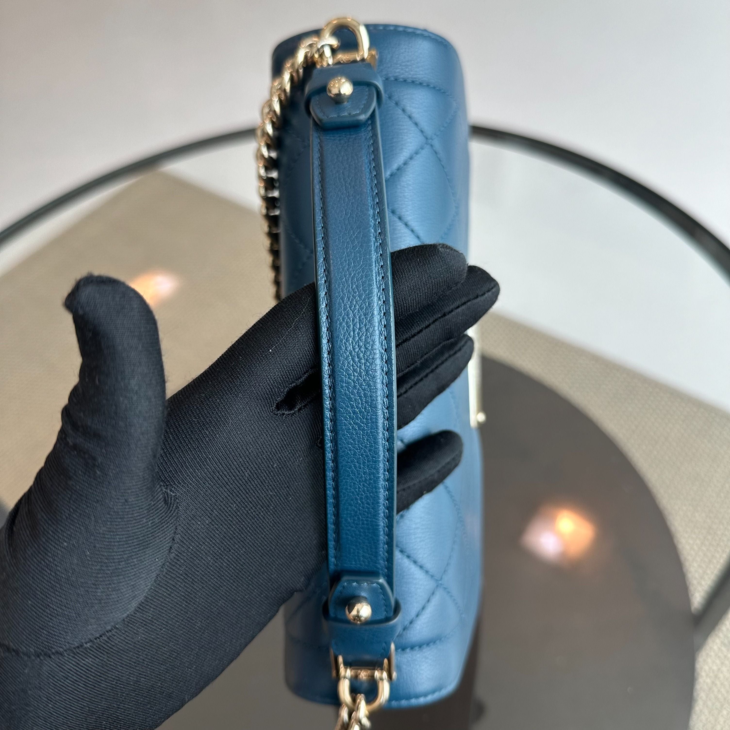 Chanel Medium Label Click Flap Quilted Grained Calfskin Dark Blue GHW No 23 - Luxury Evermore