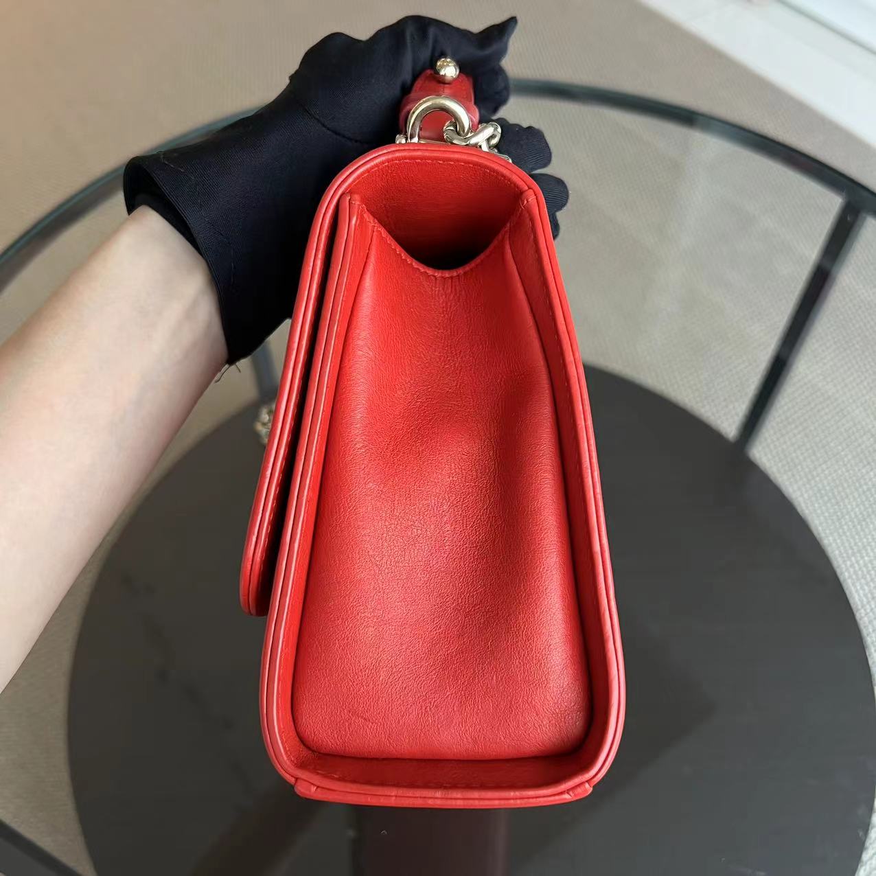 Chanel Medium Label Click Flap Quilted Grained Calfskin Red Golden Hardware Series 24 - Luxury Evermore