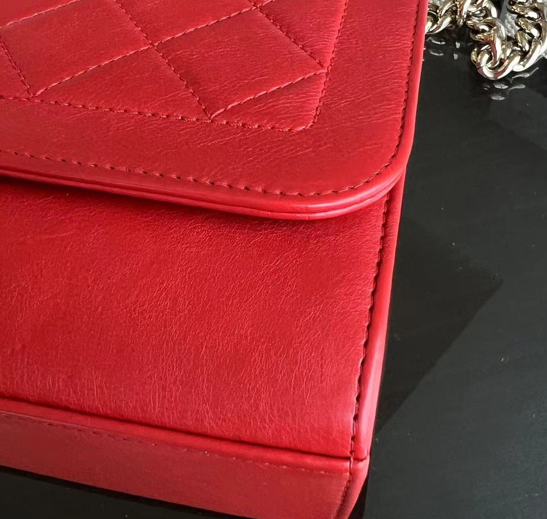 Chanel Medium Label Click Flap Quilted Grained Calfskin Red Golden Hardware Series 24 - Luxury Evermore