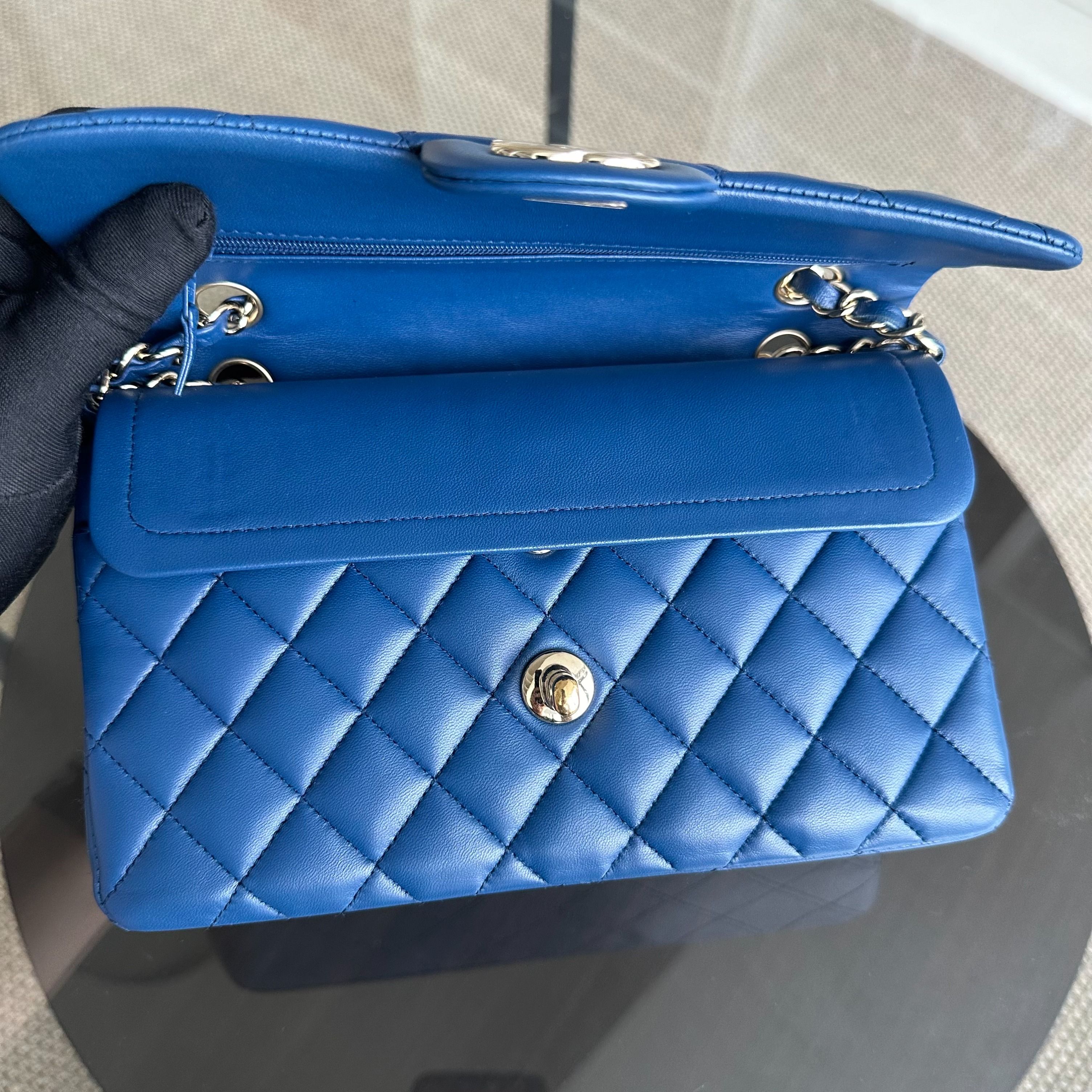 Chanel Small Classic Flap 23CM Quilted Lambskin Dark Blue SHW No 25 - Luxury Evermore
