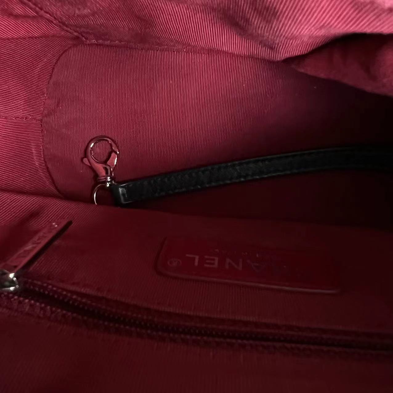 Chanel Small Gabrielle Hobo Chevron Calfskin Blue Two-Tone Hardware No 26 - Luxury Evermore