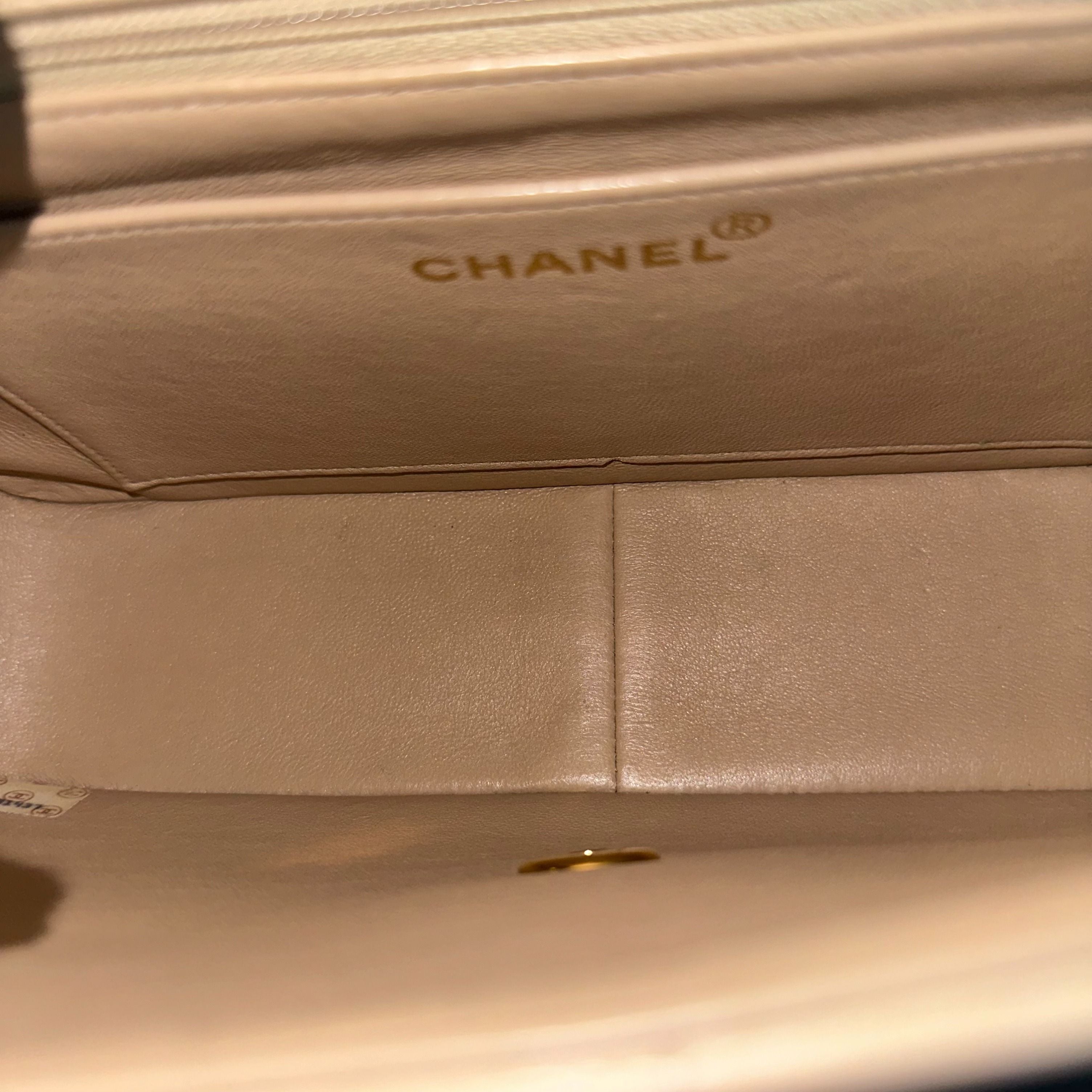 Chanel Vintage Mademoiselle Vertical Quilted Flap Lambskin Beige GHW No 2 - Luxury Evermore