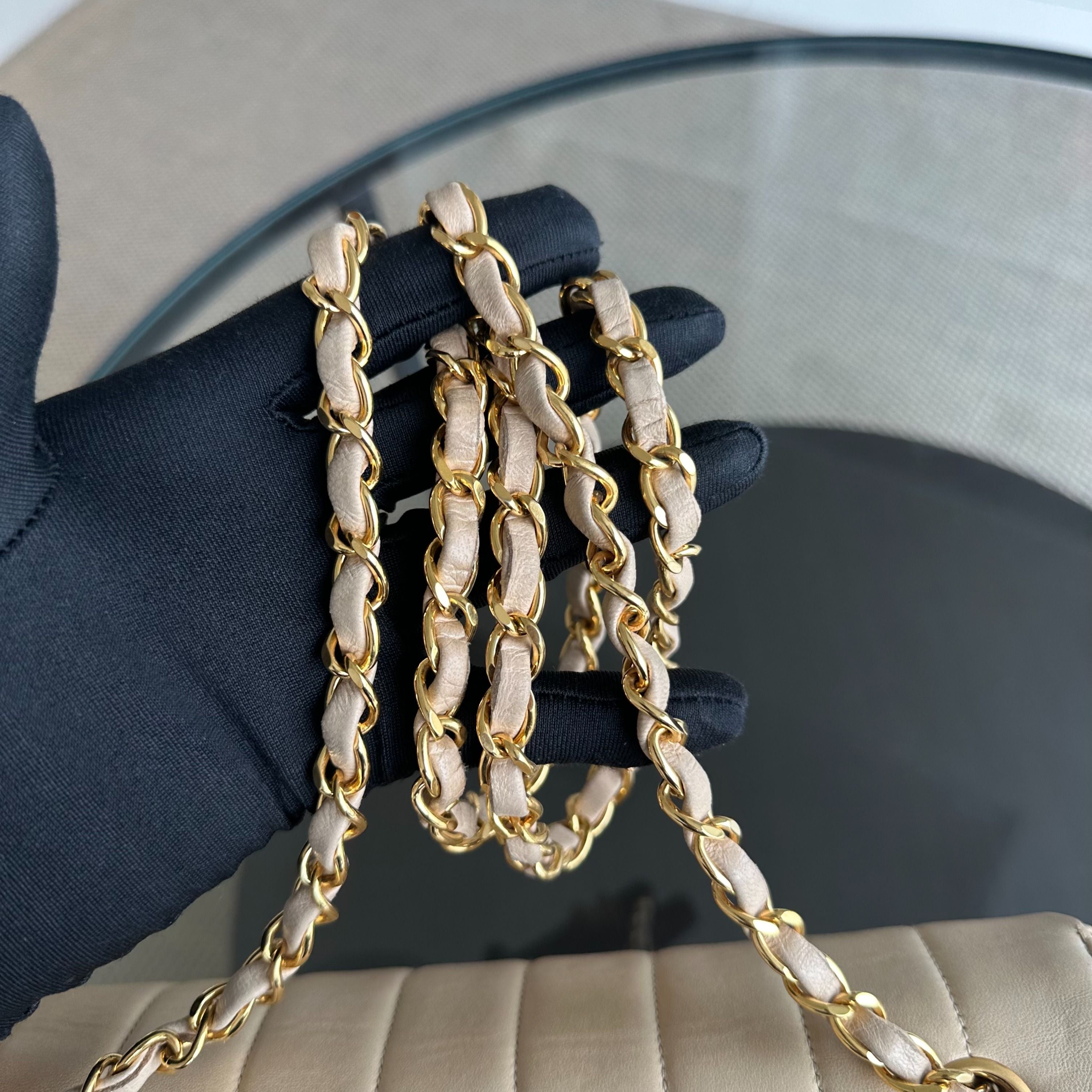 Chanel Vintage Mademoiselle Vertical Quilted Flap Lambskin Beige GHW No 2 - Luxury Evermore