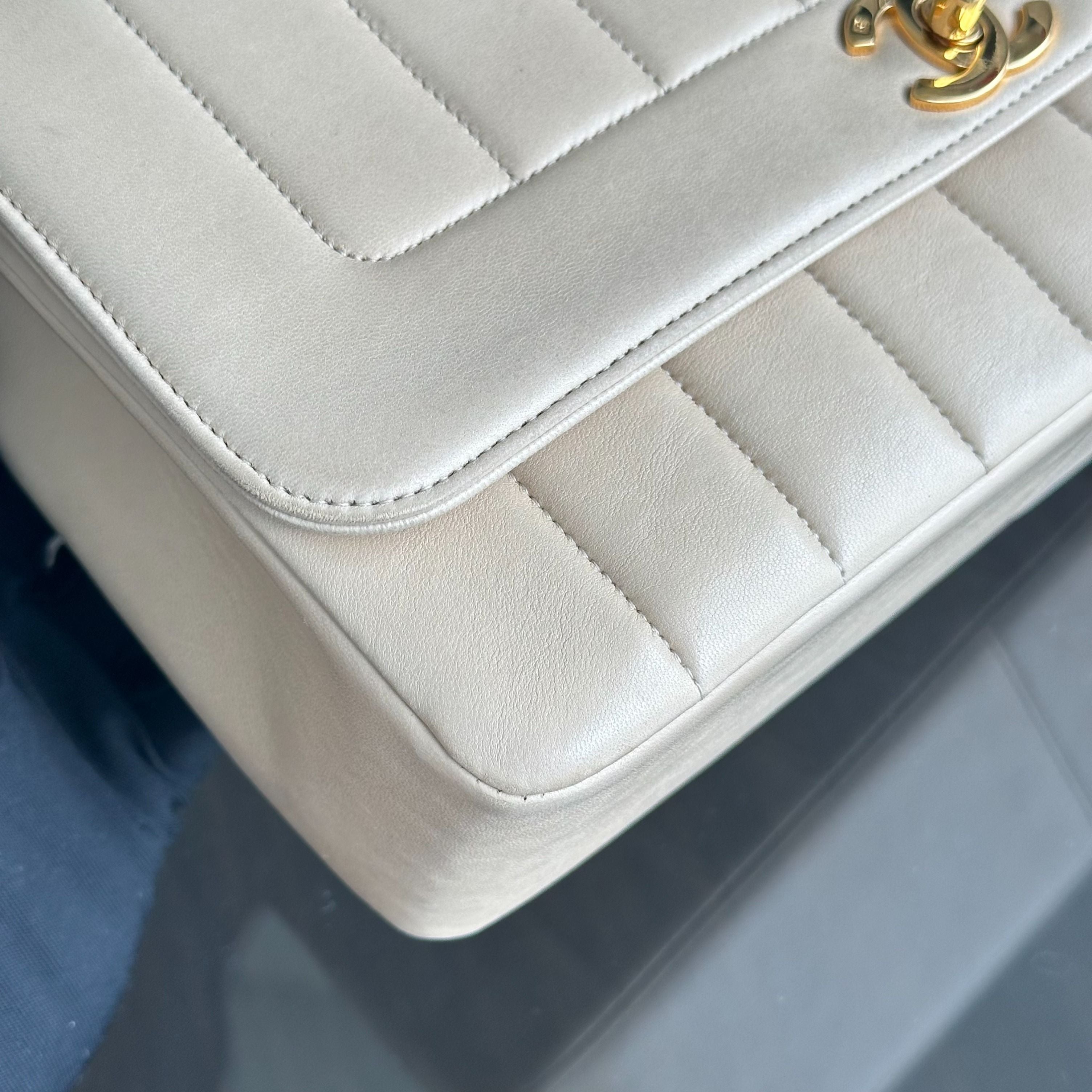 Chanel Vintage Mademoiselle Vertical Quilted Flap Lambskin Beige GHW No 2 - Luxury Evermore