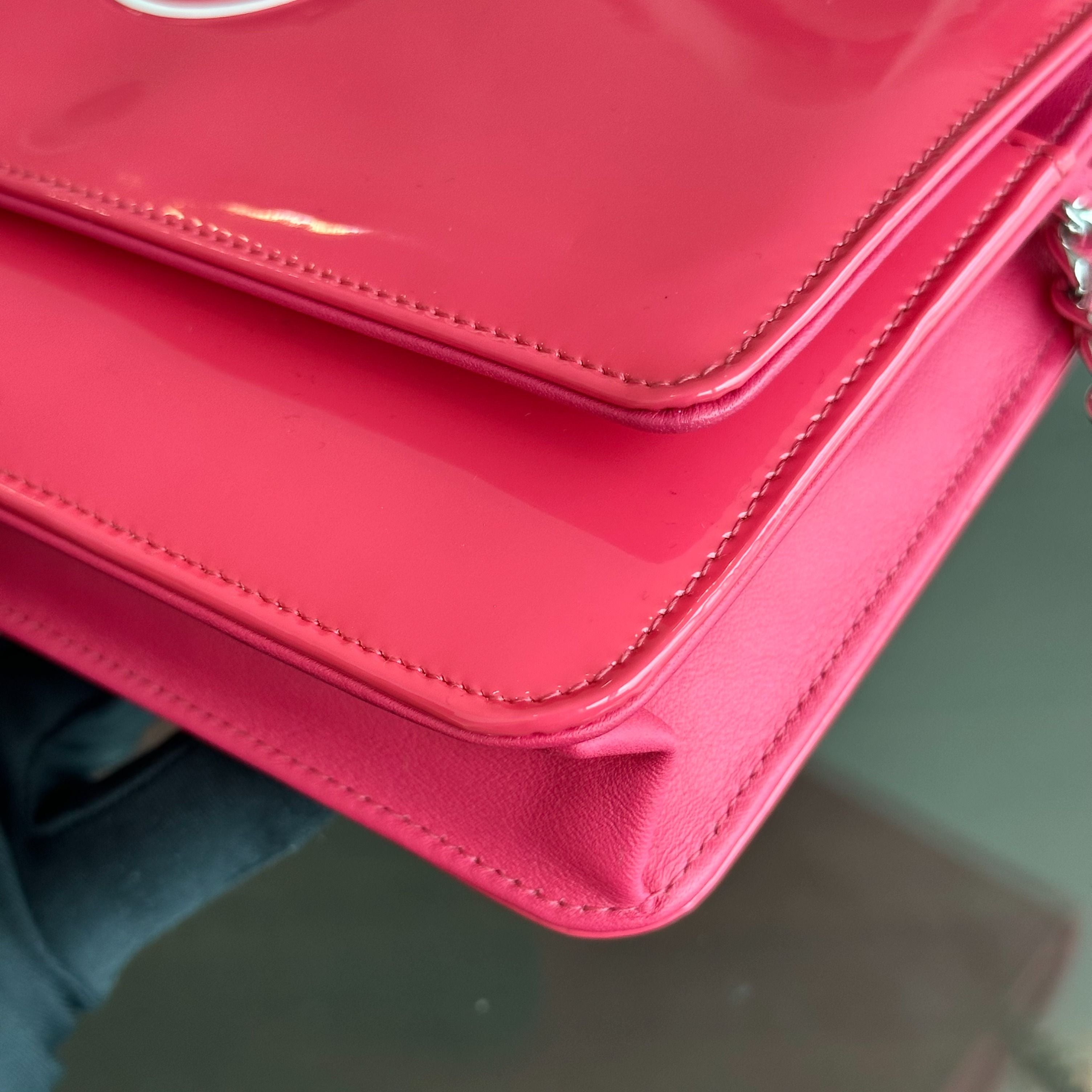 Chanel WOC Wallet On Chain CC Patent Leather Pink No 17 - Luxury Evermore