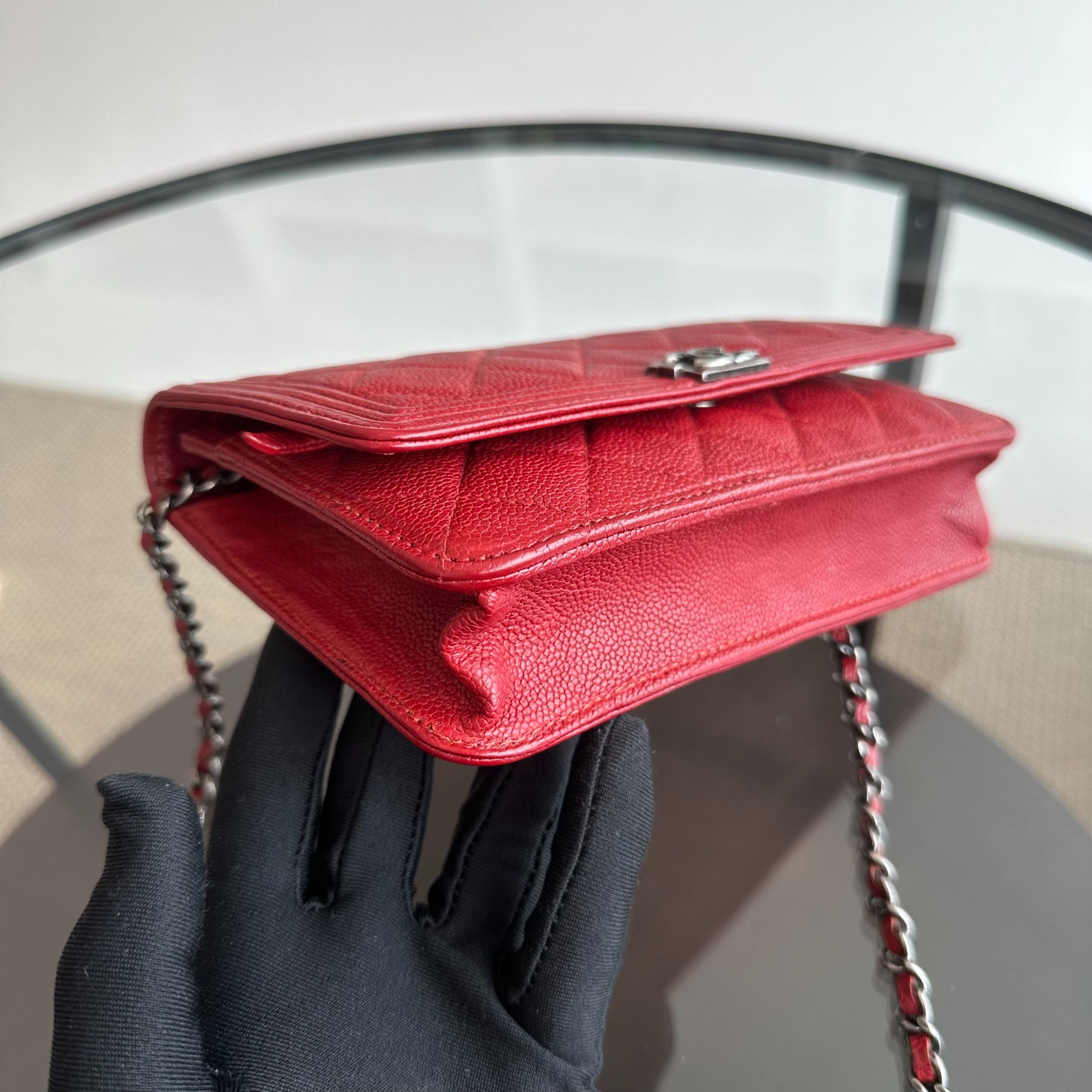 Caviar Boy WOC Wallet On Chain Red SHW No 22