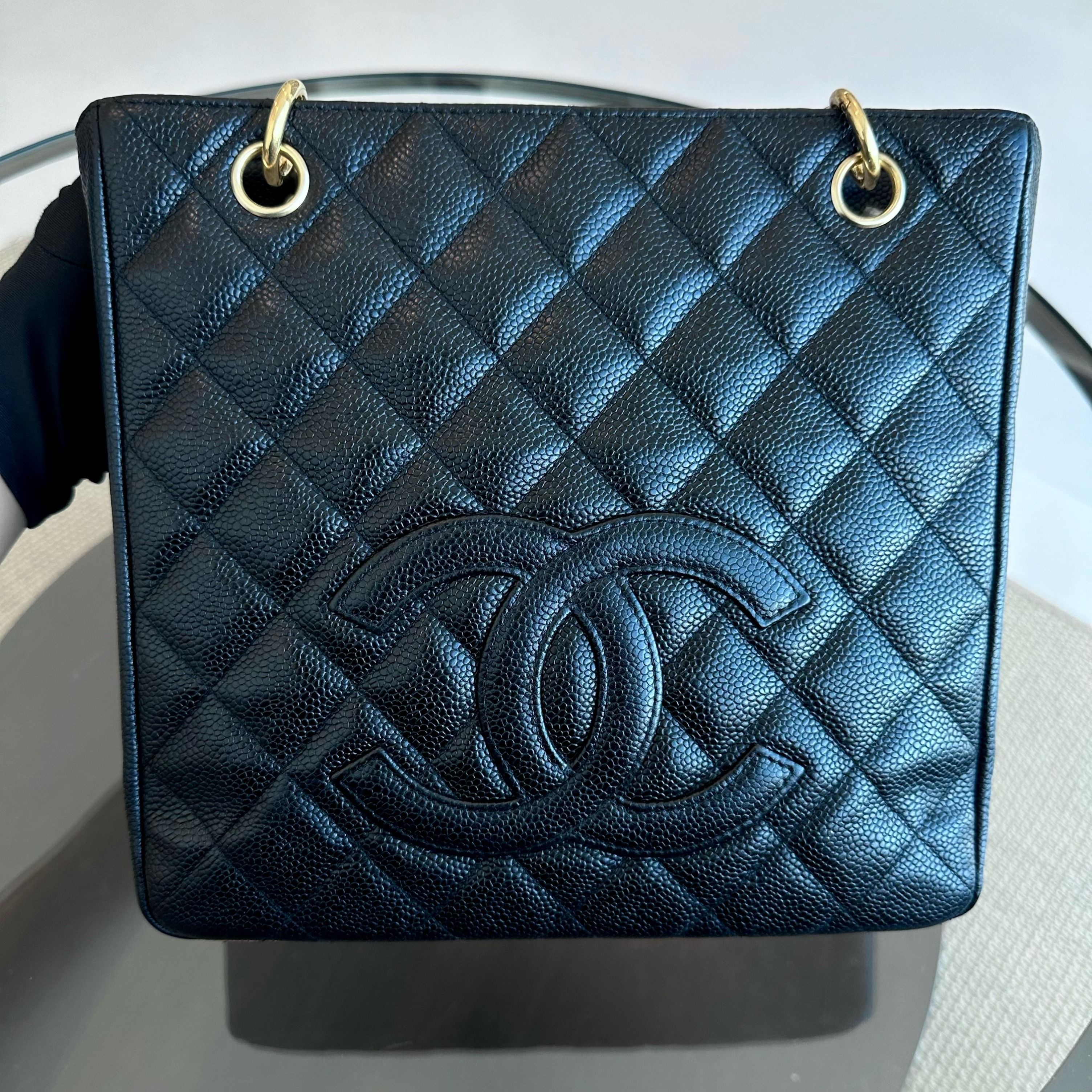 Caviar PST Petite Shopping Tote Black GHW No 11