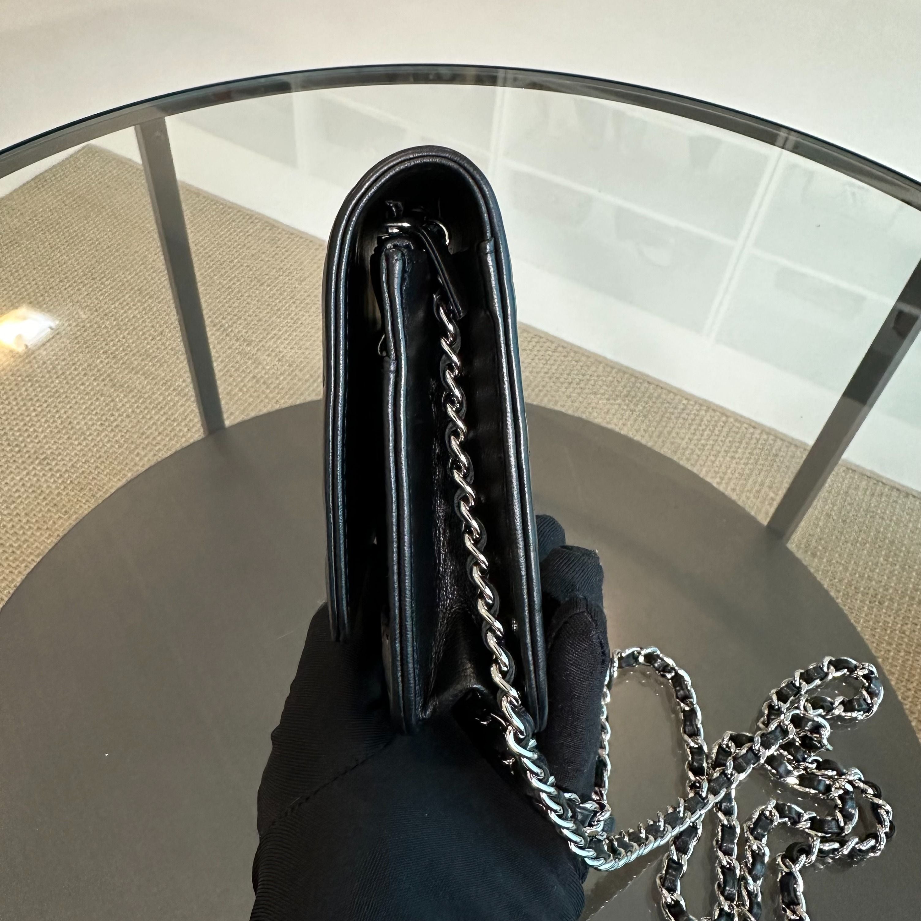 WOC Camellia Wallet On Chain Lambskin Black SHW No 20