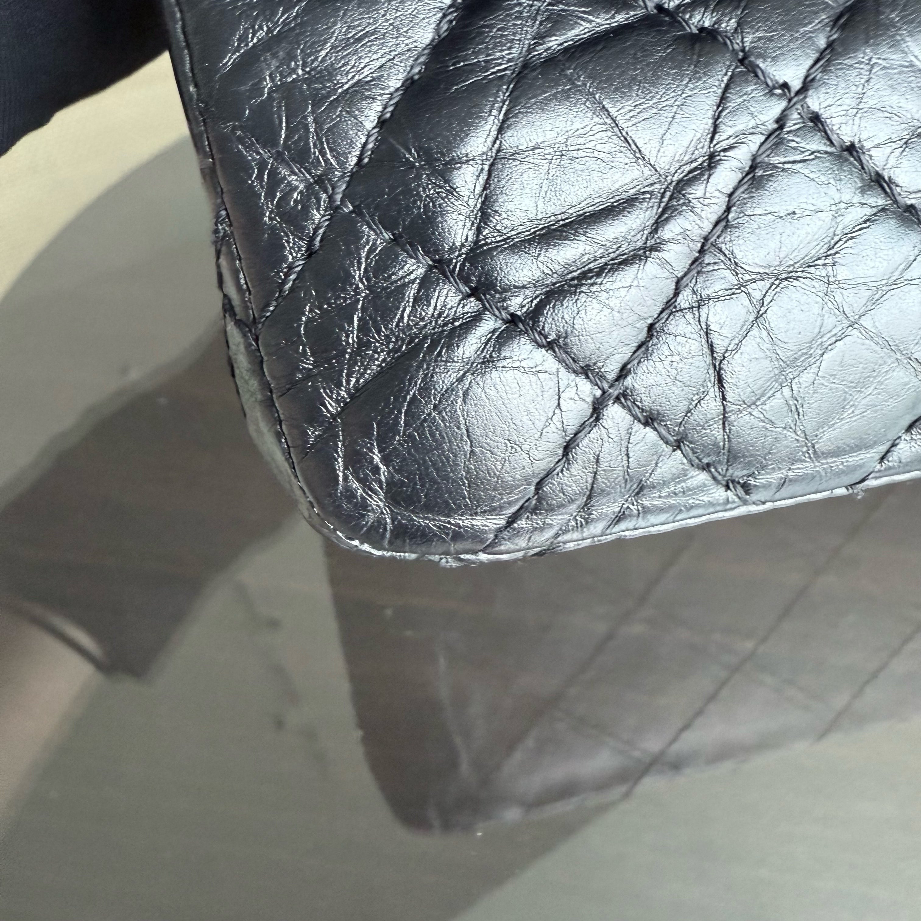 Chanel 2.55 Reissue 226 - Quilted Aged Calfskin 28CM Black Ruthenium Silver Hardware Series 13