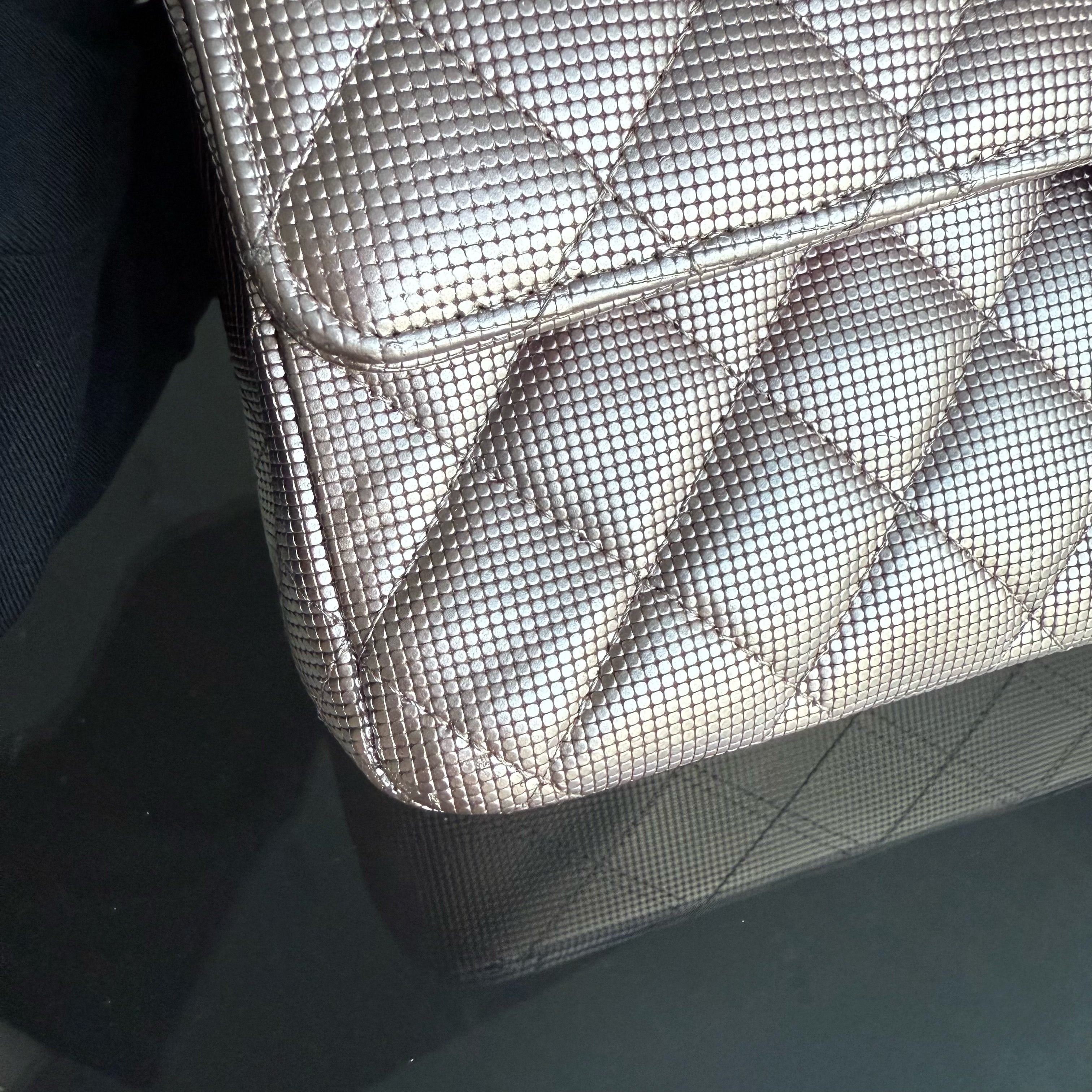 Chanel Classic Flap Medium - Pixelated Calfskin Metallic Pink Silver Hardware Series 21