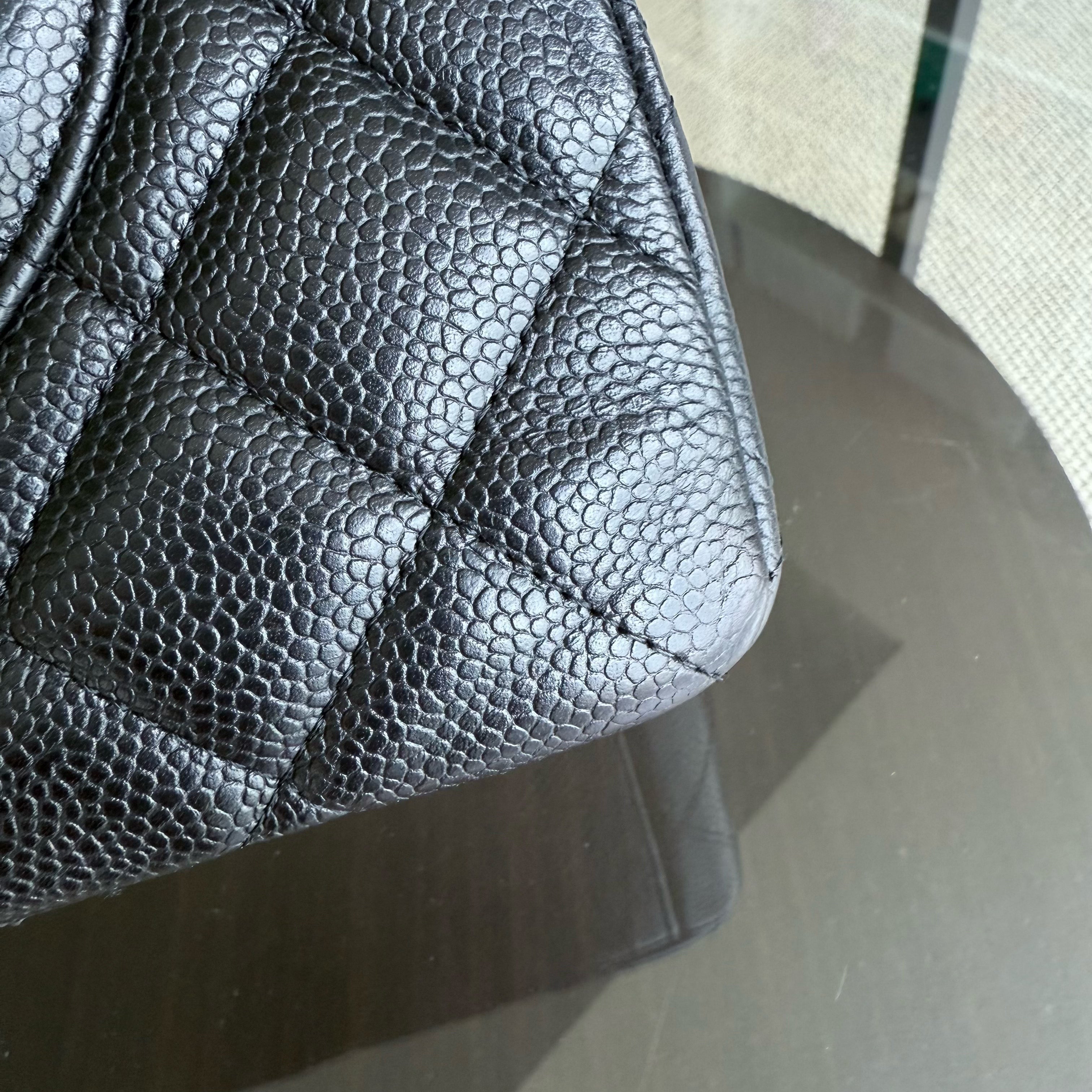Chanel Classic Flap Maxi - Caviar 33CM Single Flap Quilted Black Silver Harware Series 13