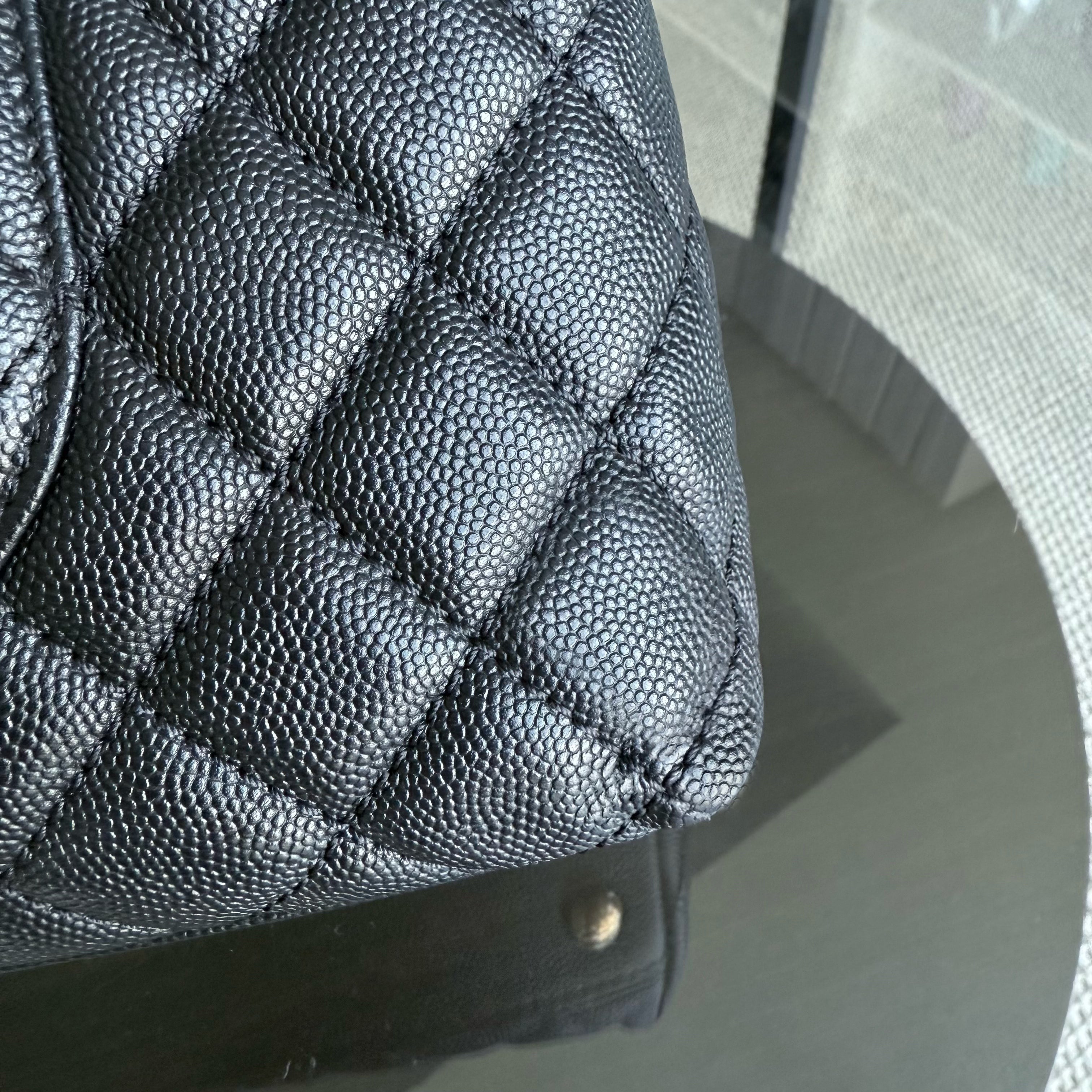 Chanel Coco Handle Medium - Caviar 29CM Quilted Black Gold Hardware Series 23