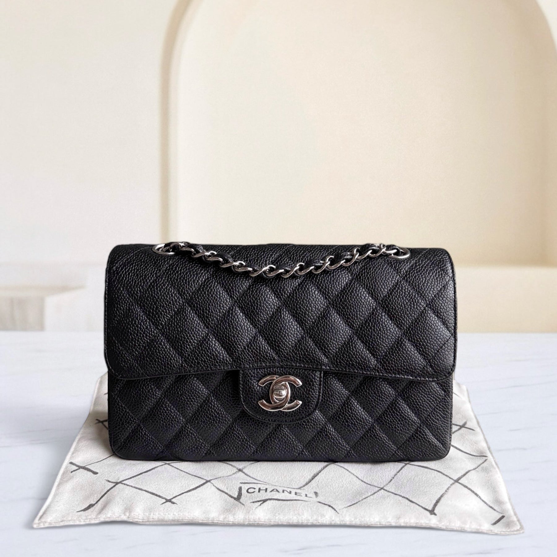 Chanel Classic Flap Small - Caviar 23CM Quilted Grained Calfskin Black Silver Hardware Series 13