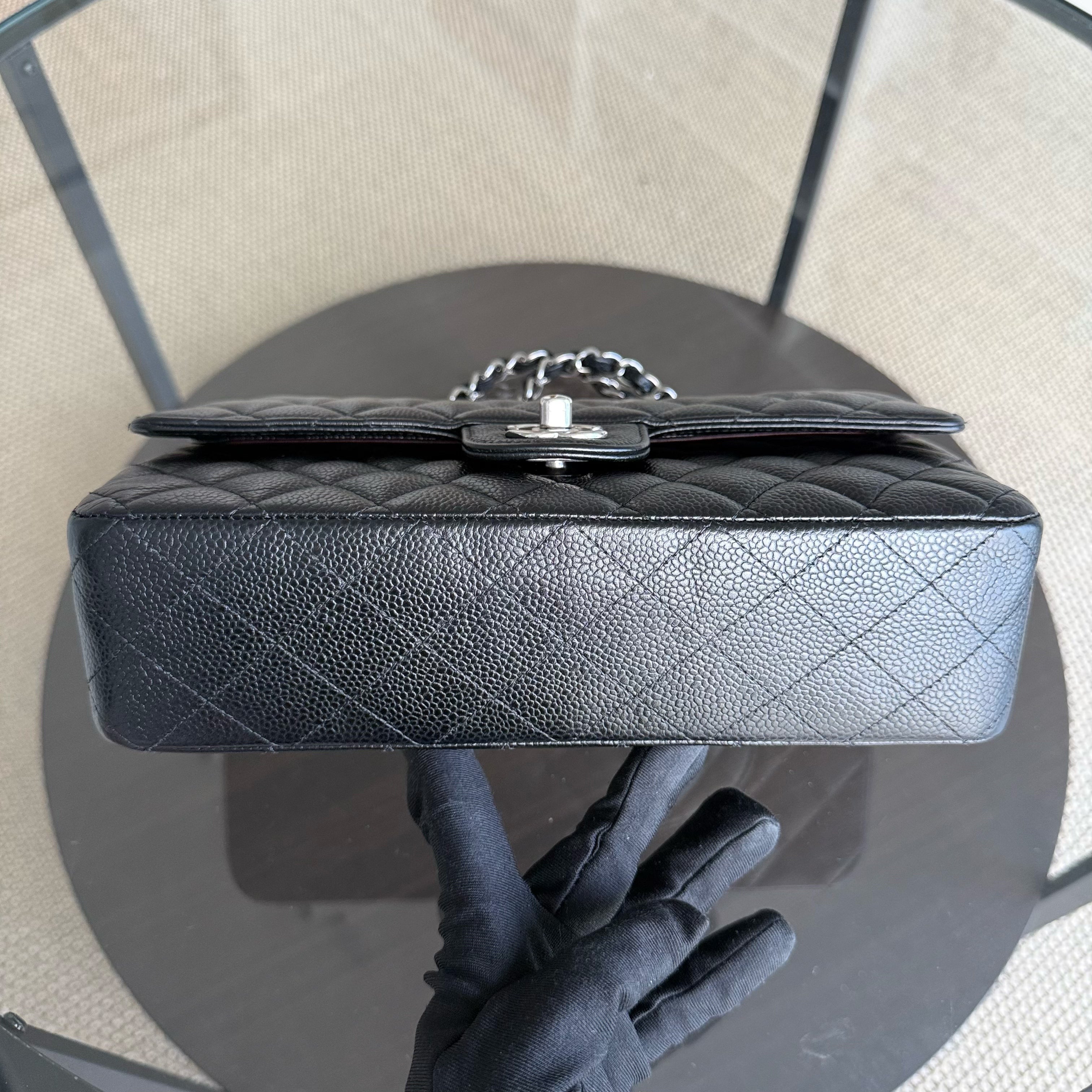 Chanel Classic Flap Medium - Caviar 25CM Quilted Black Silver Hardware Series 18
