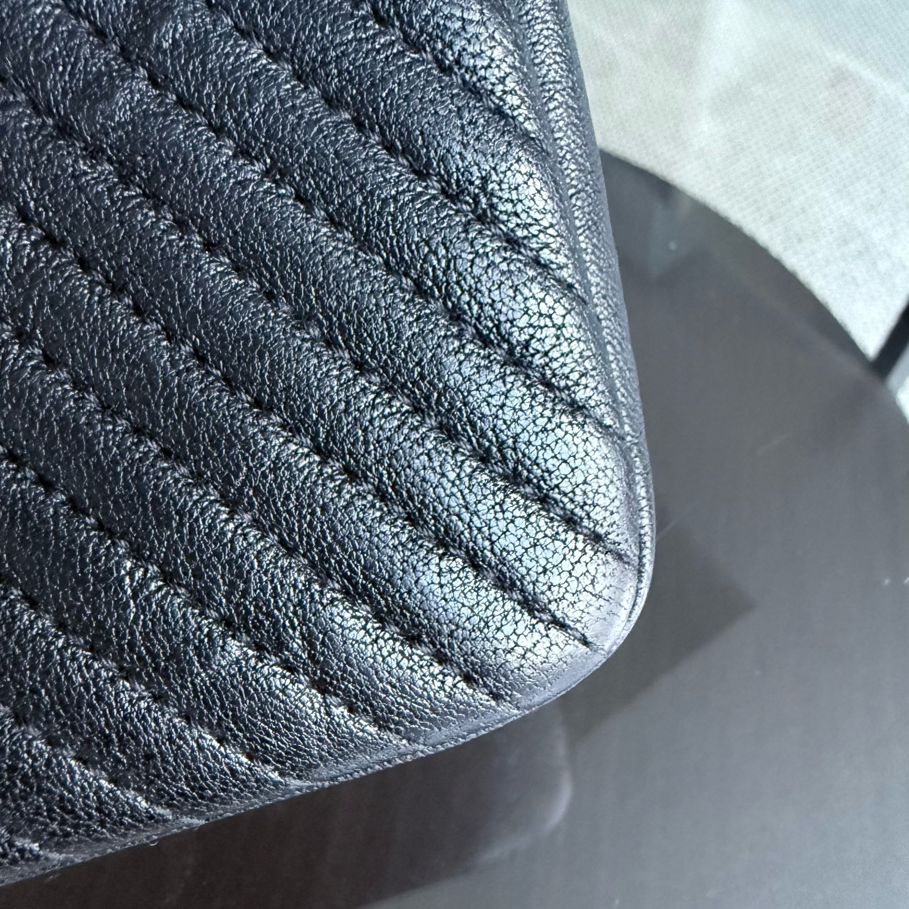 Chanel Seasonal Flap Medium - 25CM Surpique CC Herringbone Medallion Flap Chevron Goatskin Black Gold Hardware Series 21
