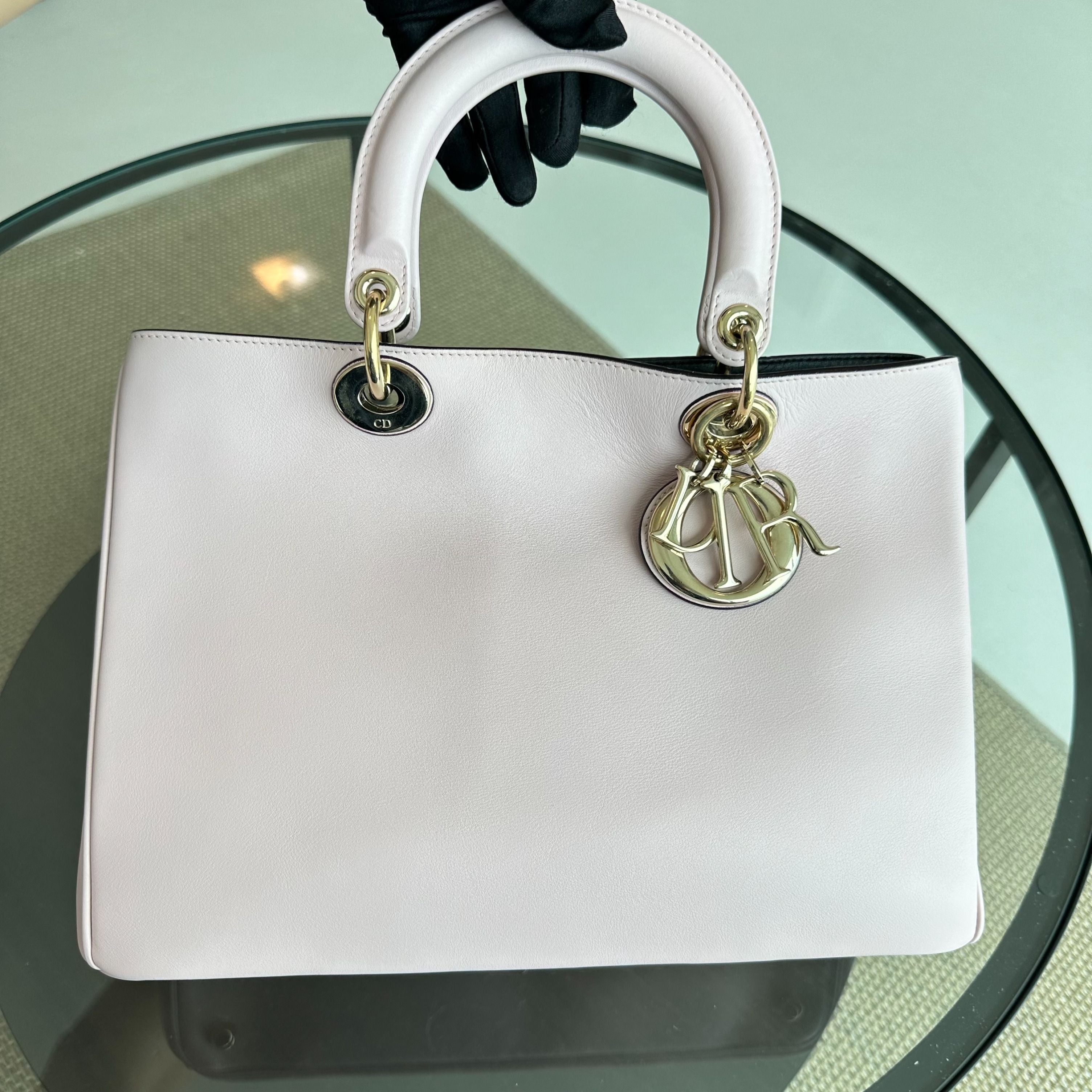 Dior Diorissimo Medium 31CM Smooth Calfskin Powder Pink GHW - Luxury Evermore