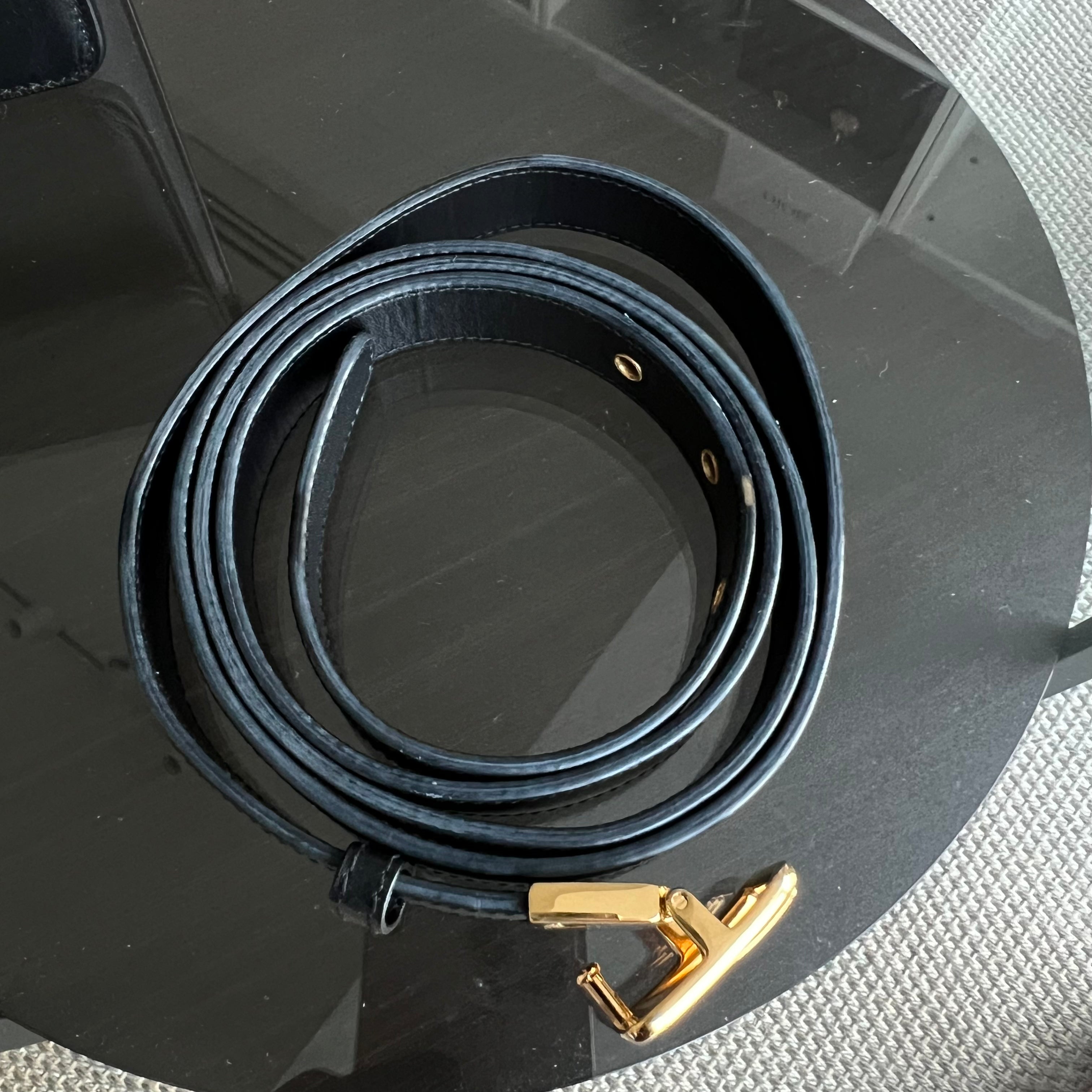 Dior Montaigne 30 Smooth Calfskin Black Golden Hardware - Luxury Evermore