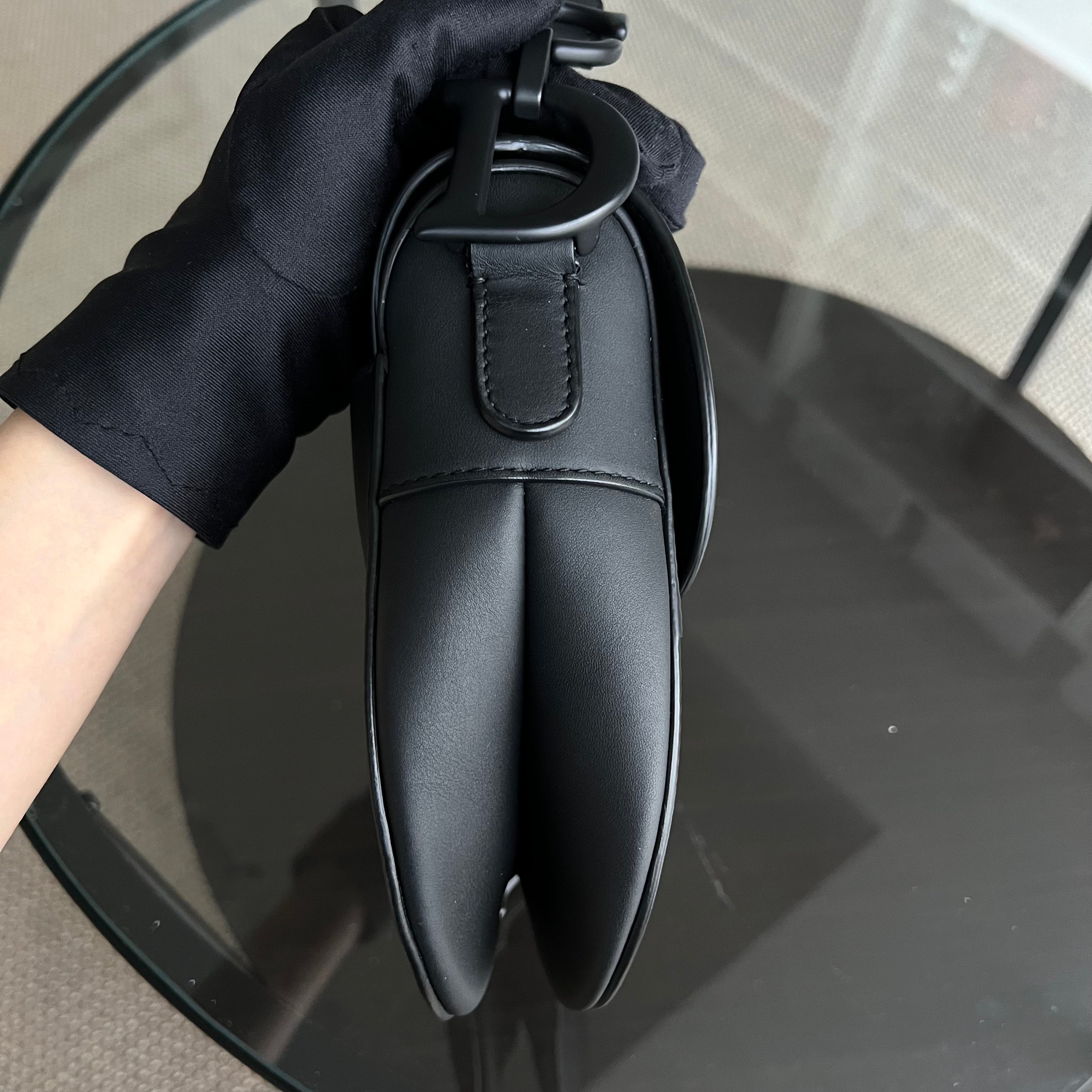 Dior Saddle Medium Calfskin
All Black BHW - Luxury Evermore