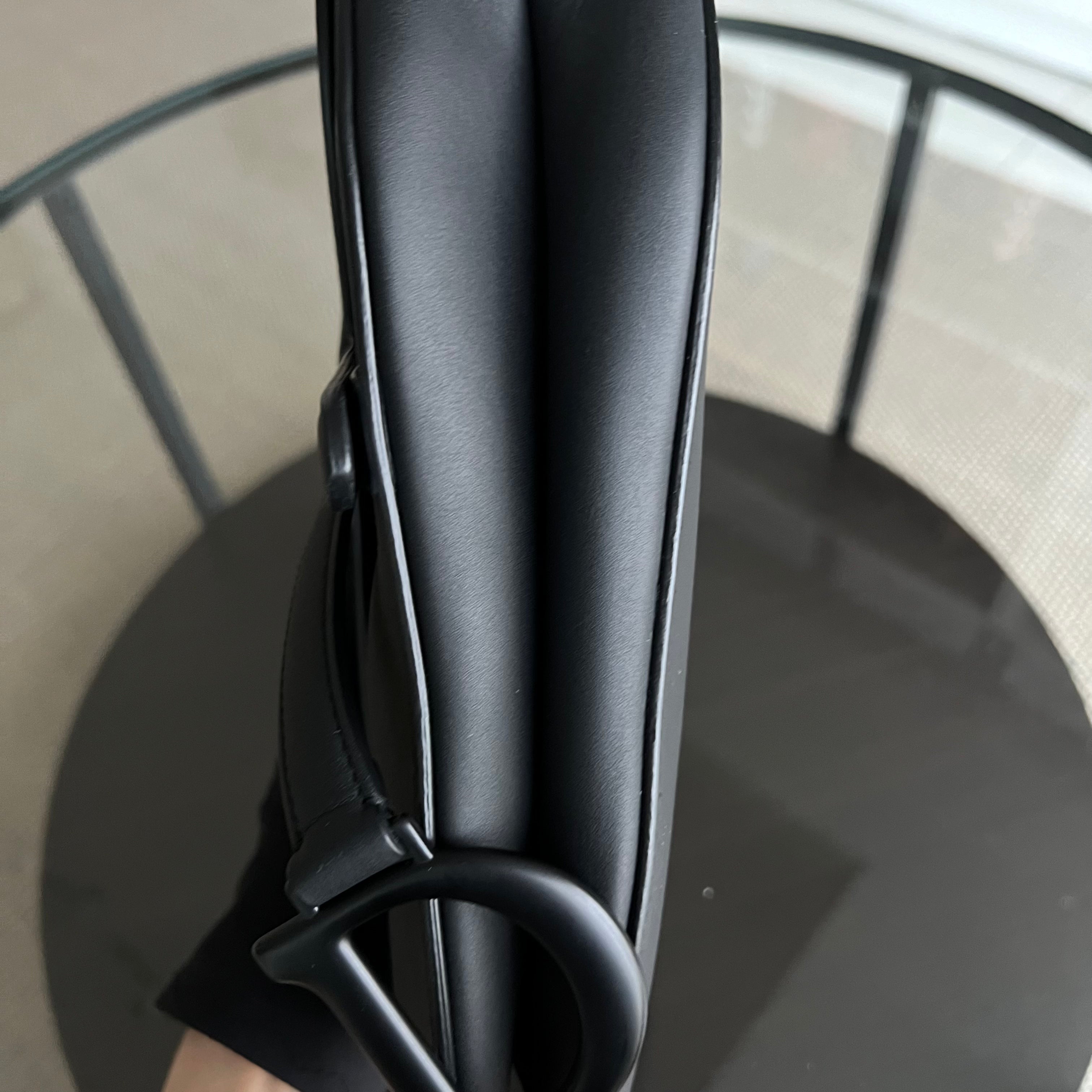 Dior Saddle Medium Calfskin
All Black BHW - Luxury Evermore