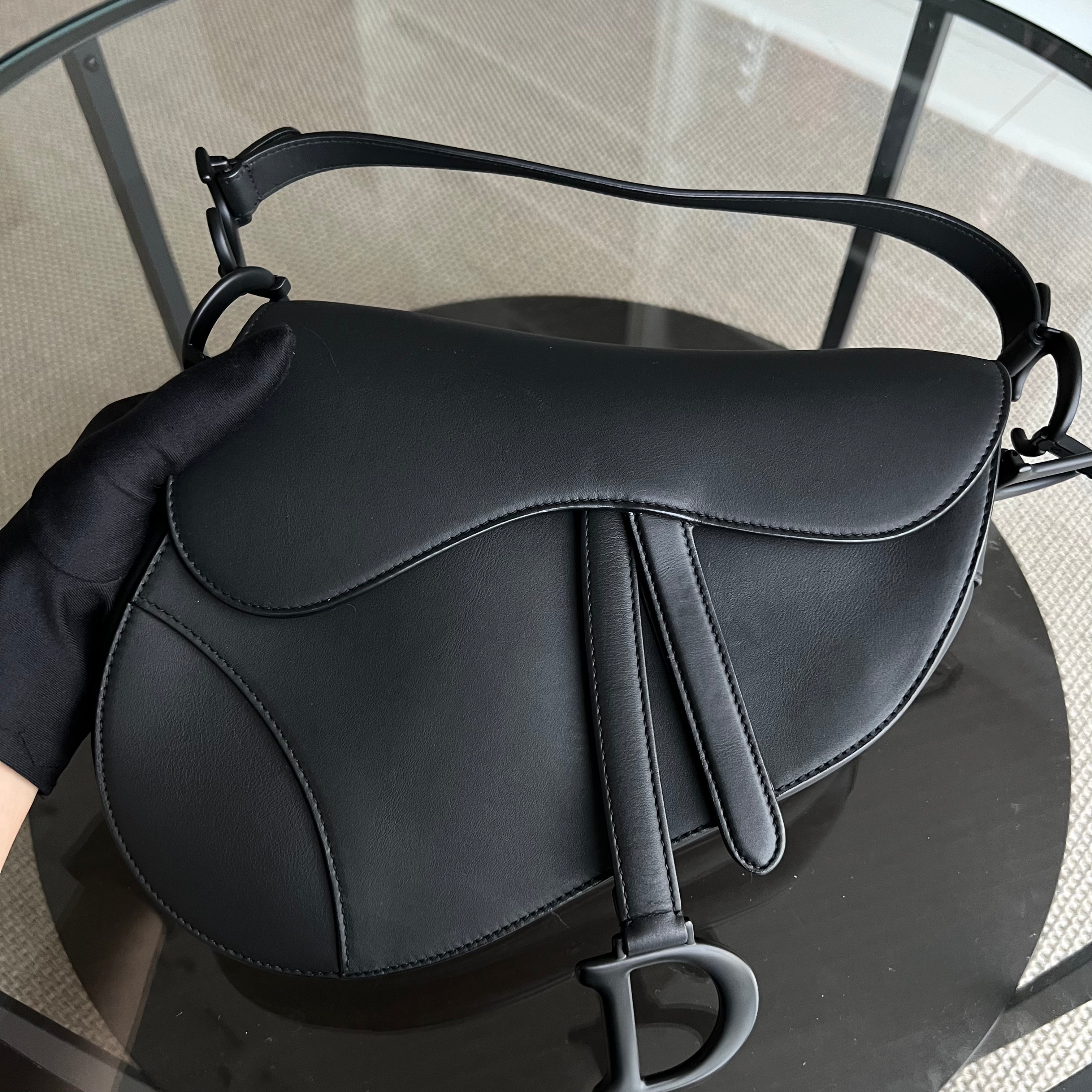Dior Saddle Medium Calfskin
All Black BHW - Luxury Evermore