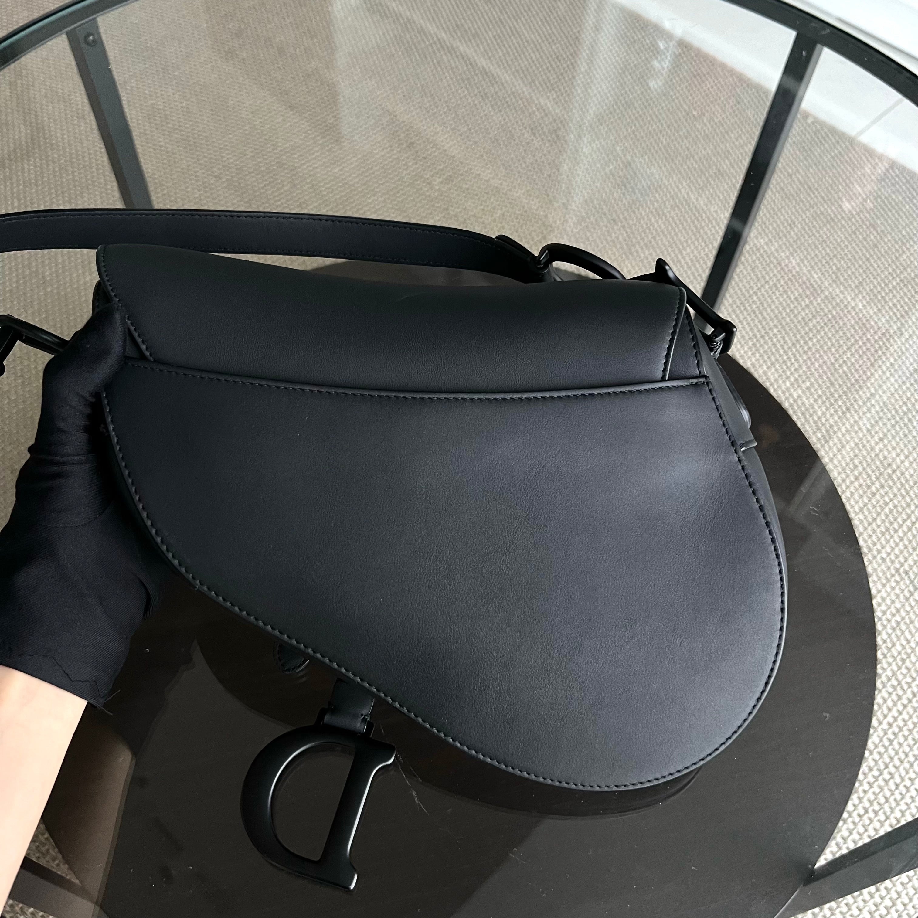 Dior Saddle Medium Calfskin
All Black BHW - Luxury Evermore