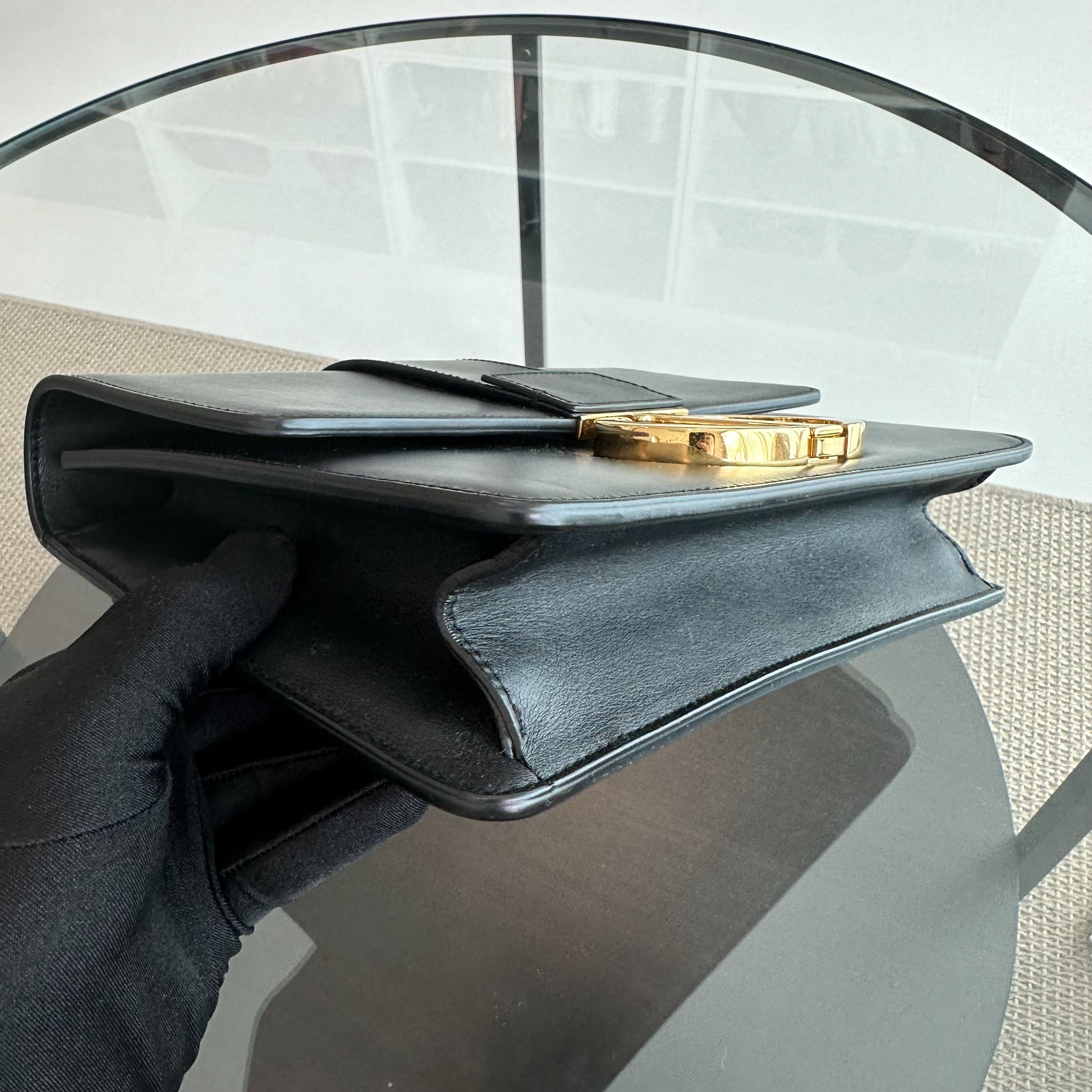 Montaigne 30 Smooth Calfskin Black GHW Shoulder Bag