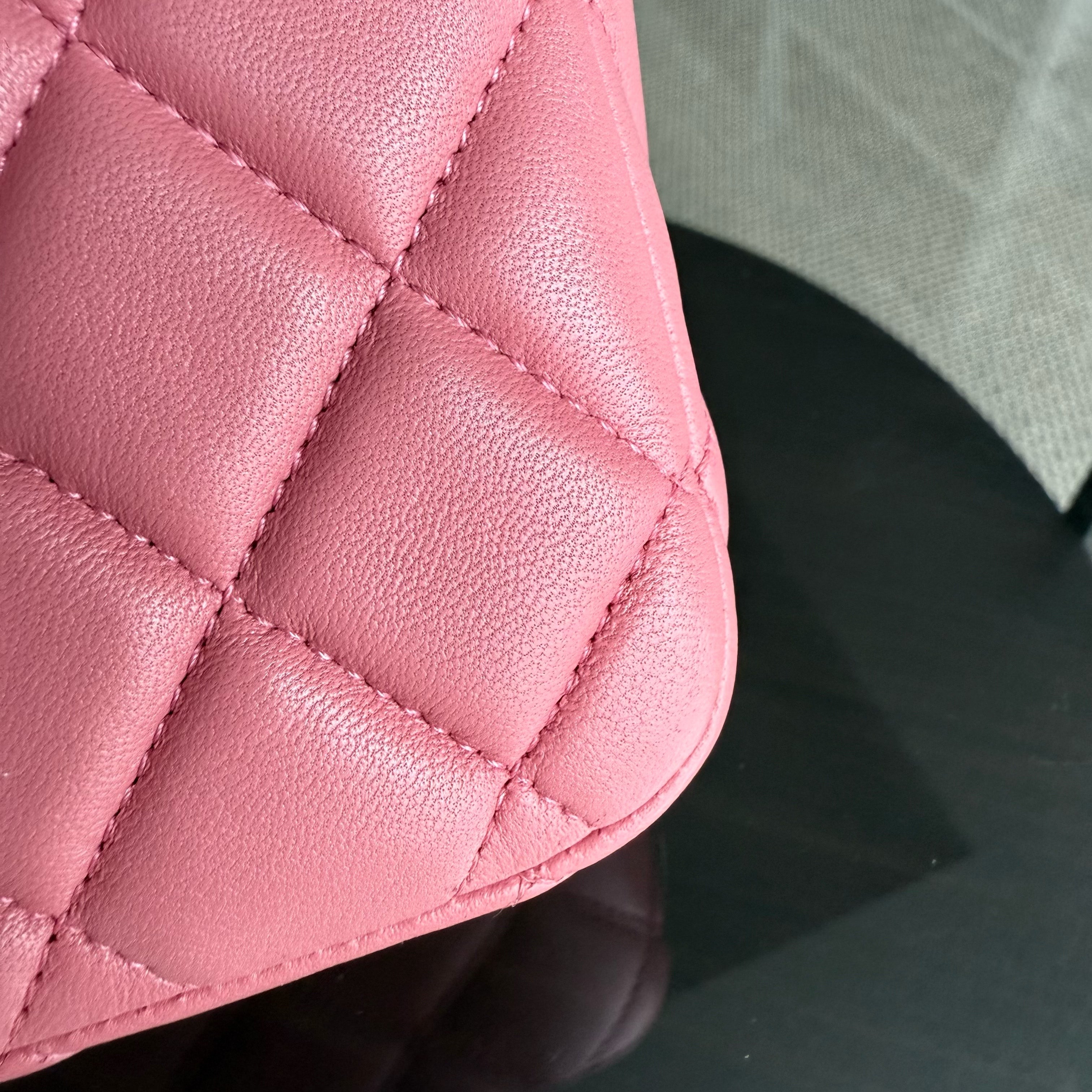 Chanel Classic Flap Medium - 25CM Quilted Lambskin Valentine Heart Pink Special Edition Series 19