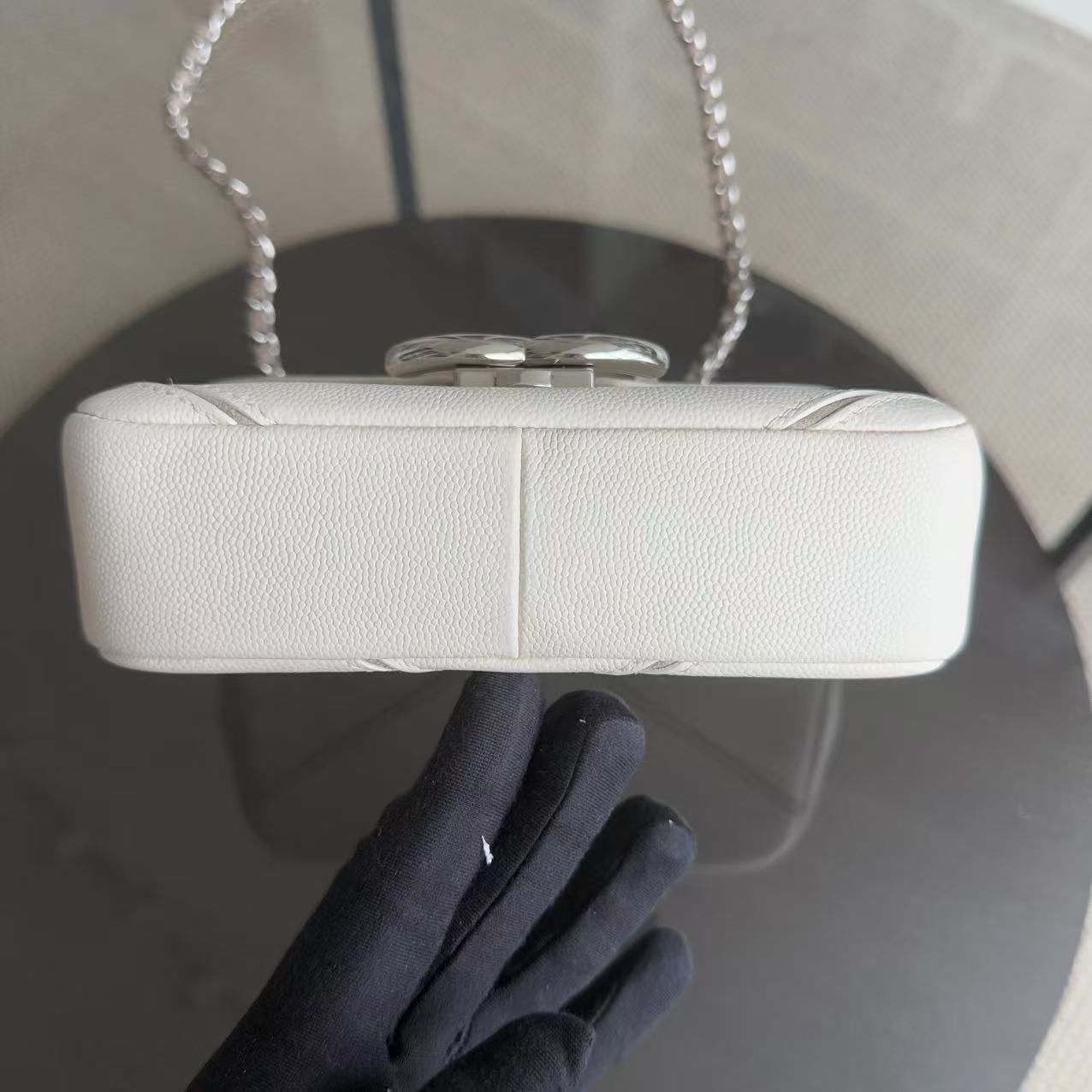 Chanel CC Flap Mini Bag - 17CM Caviar Chevron White Silver Hardware Series 23